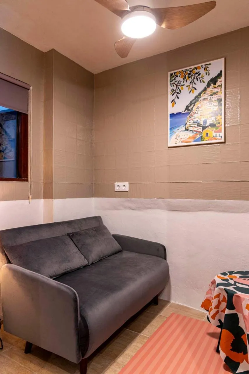 Living room in Dios Esta Bien