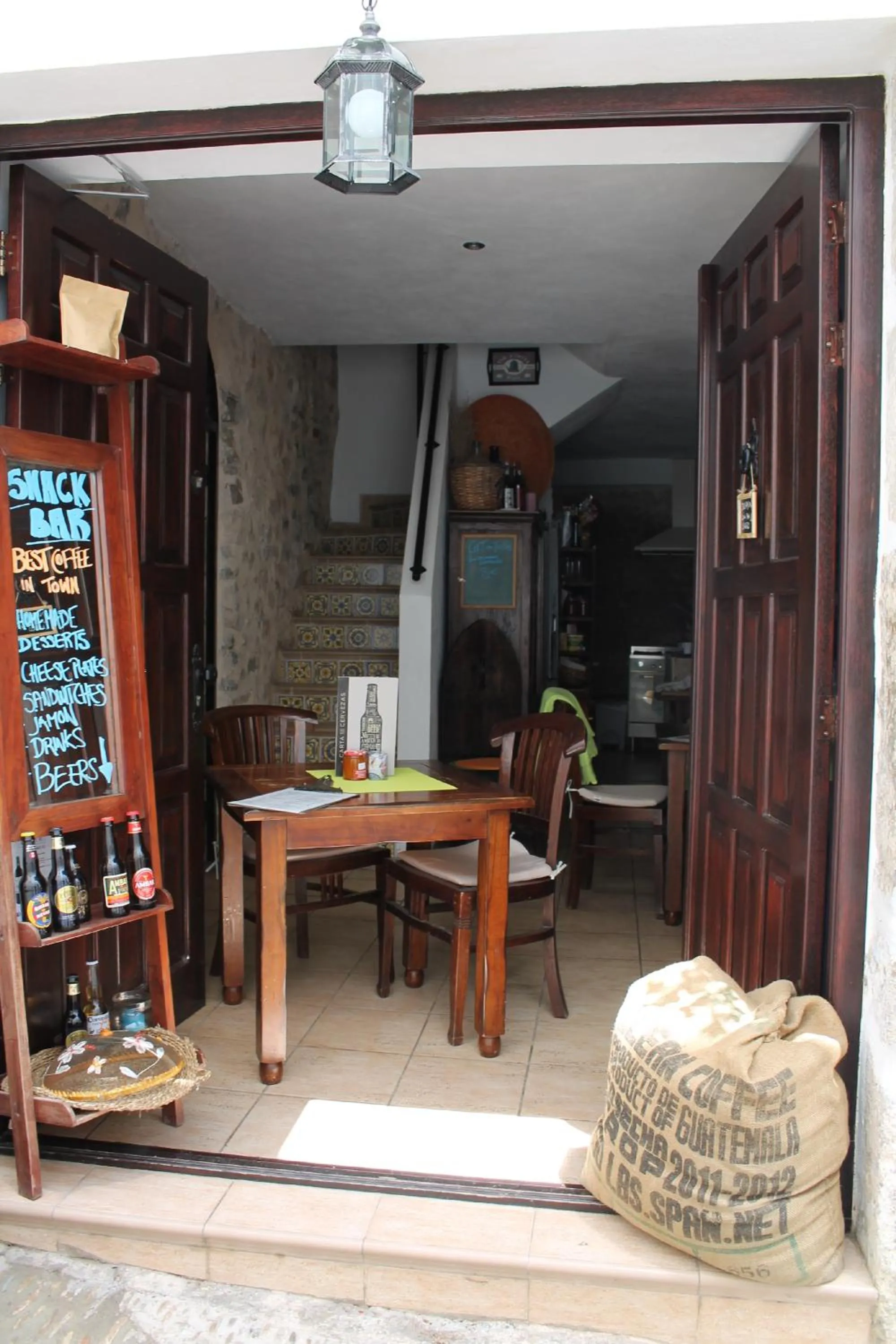 Lounge or bar in Dios Esta Bien