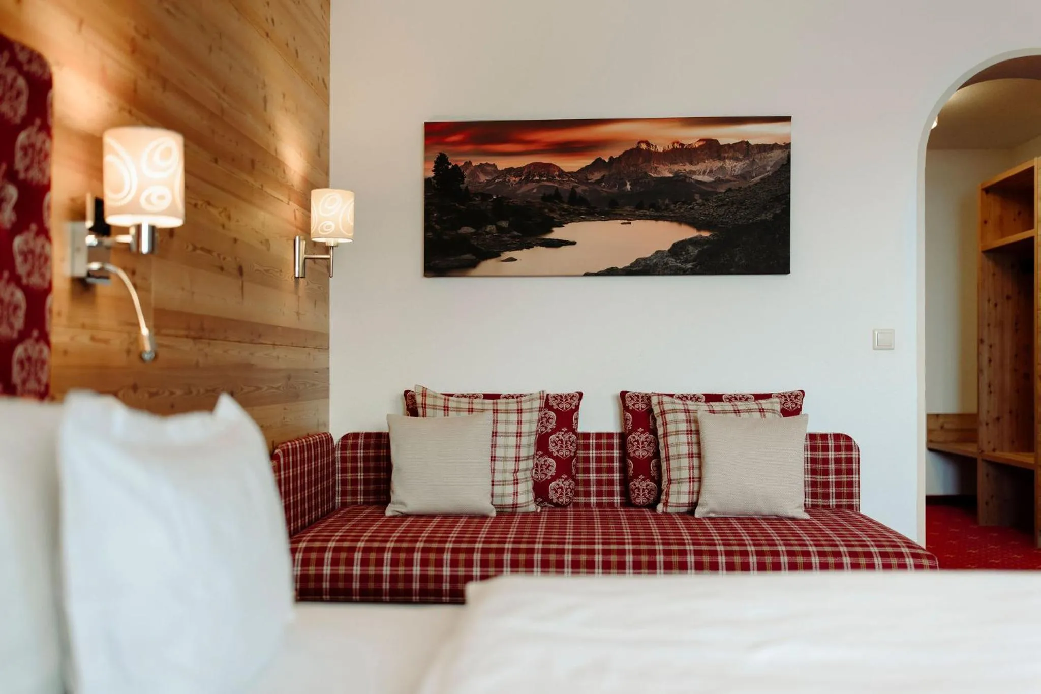 Living room, Bed in Hotel Waldfrieden