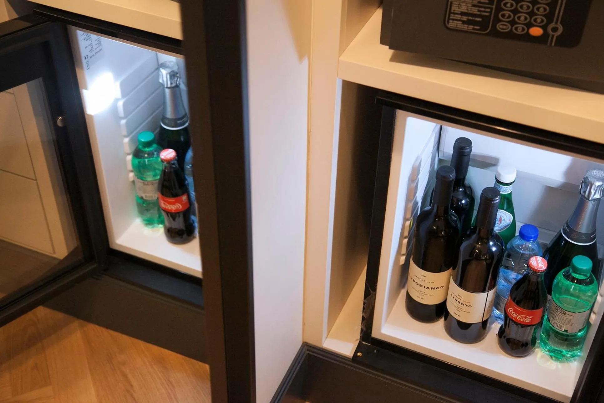 Coffee/tea facilities in Santa Monica Townhouse