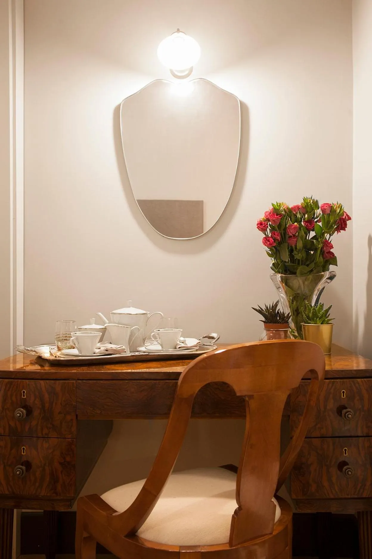 Seating area in Santa Monica Townhouse