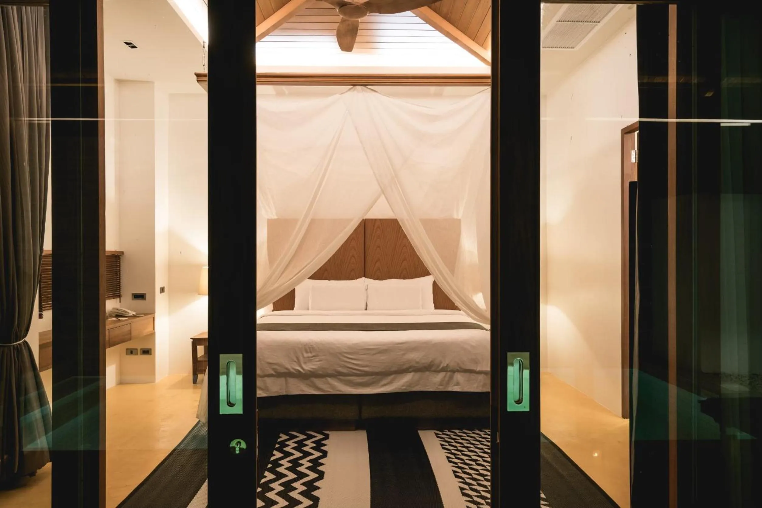 Bed in Malisa Villa Suites - SHA Extra Plus