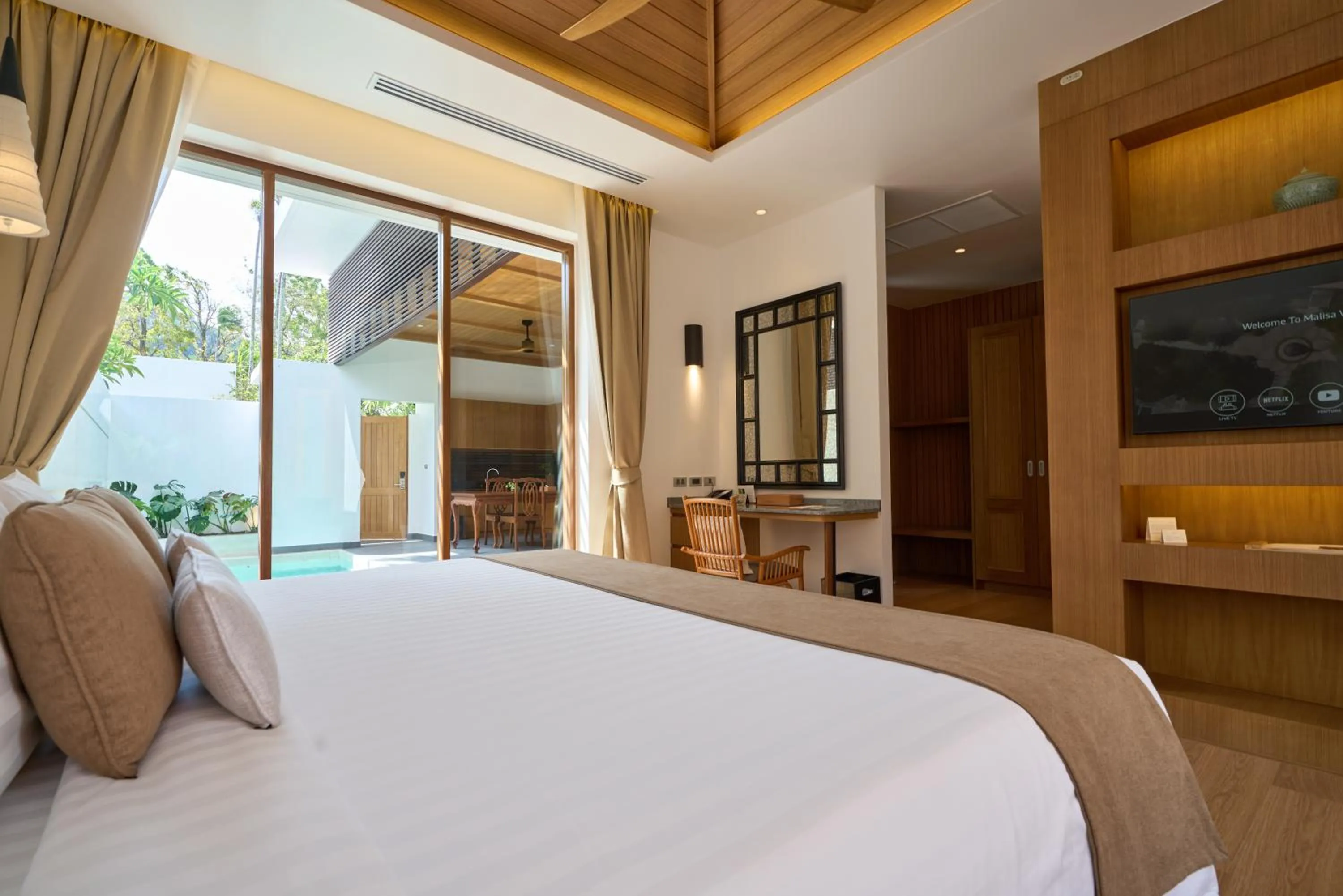 Bed in Malisa Villa Suites - SHA Extra Plus
