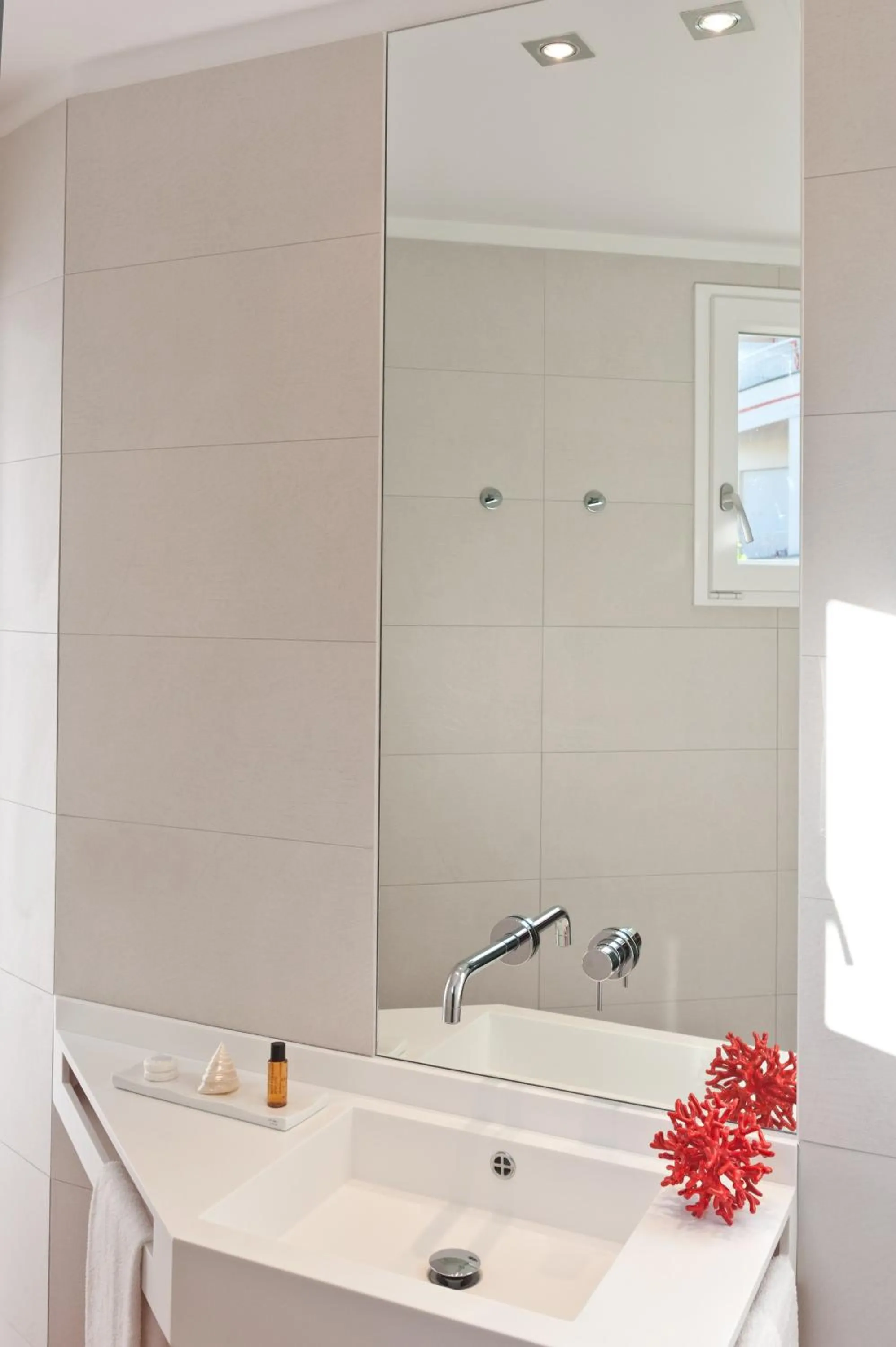 Bathroom in Hotel Torremaura