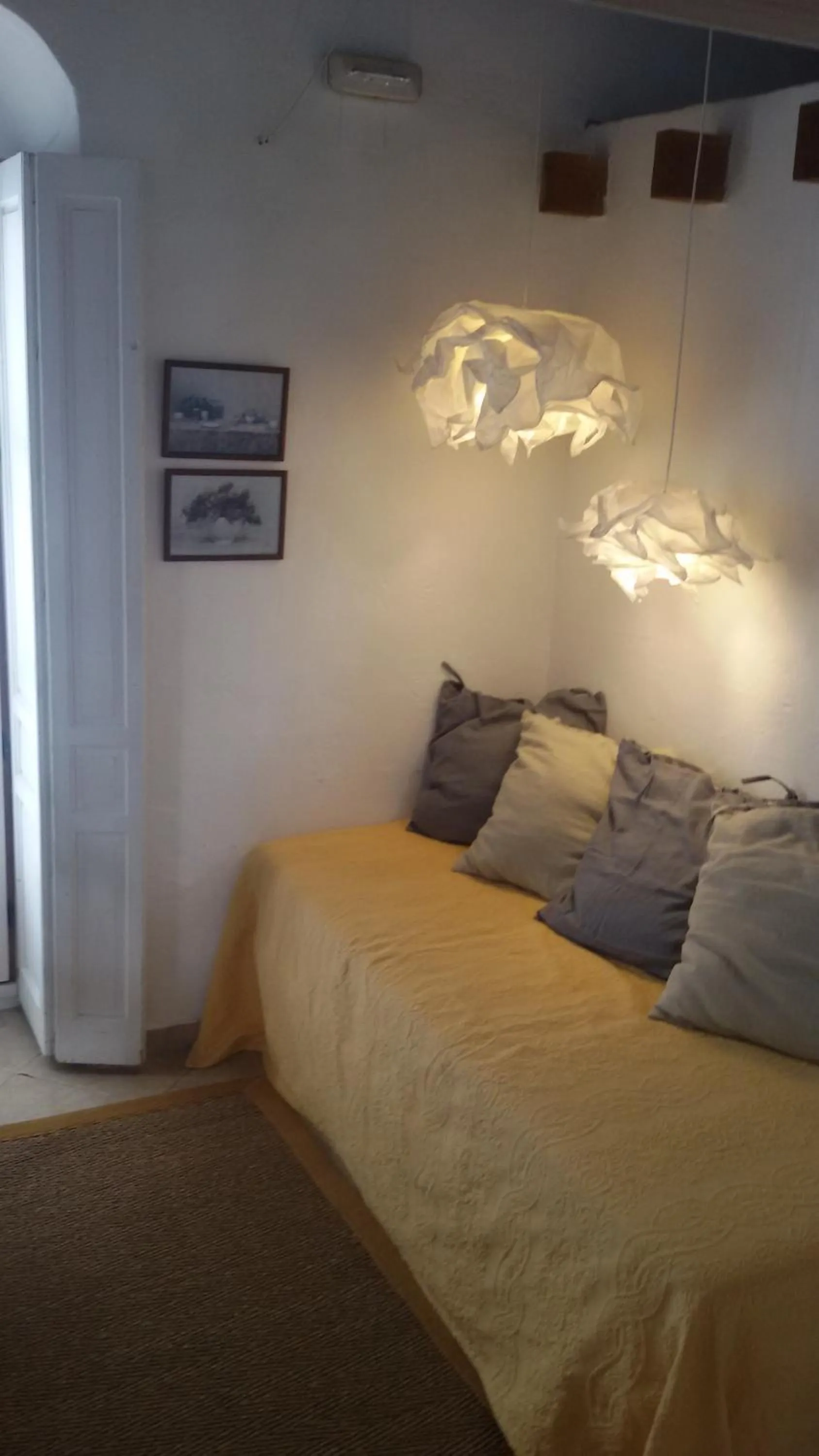 Seating area, Bed in La Casa de Bovedas Charming Inn