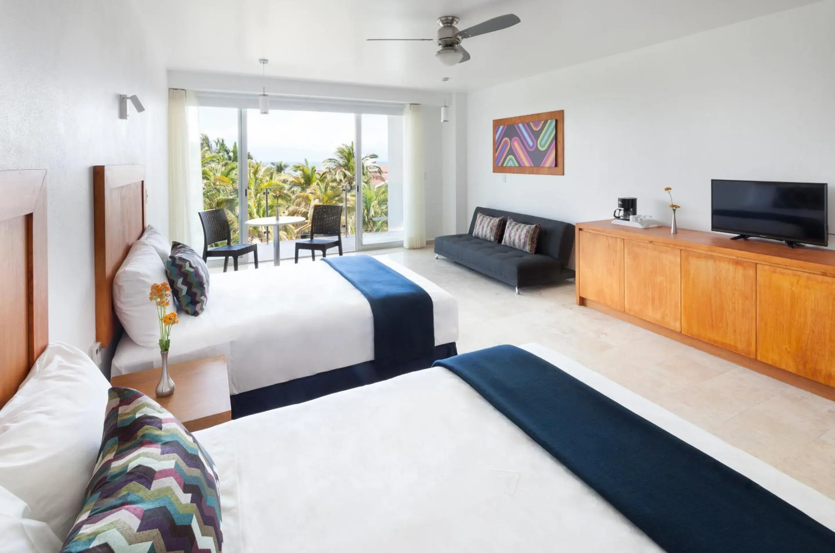 Deluxe Room - single occupancy in Hotel Villa Varadero Deluxe Room - single occupancy in Hotel Villa Varadero