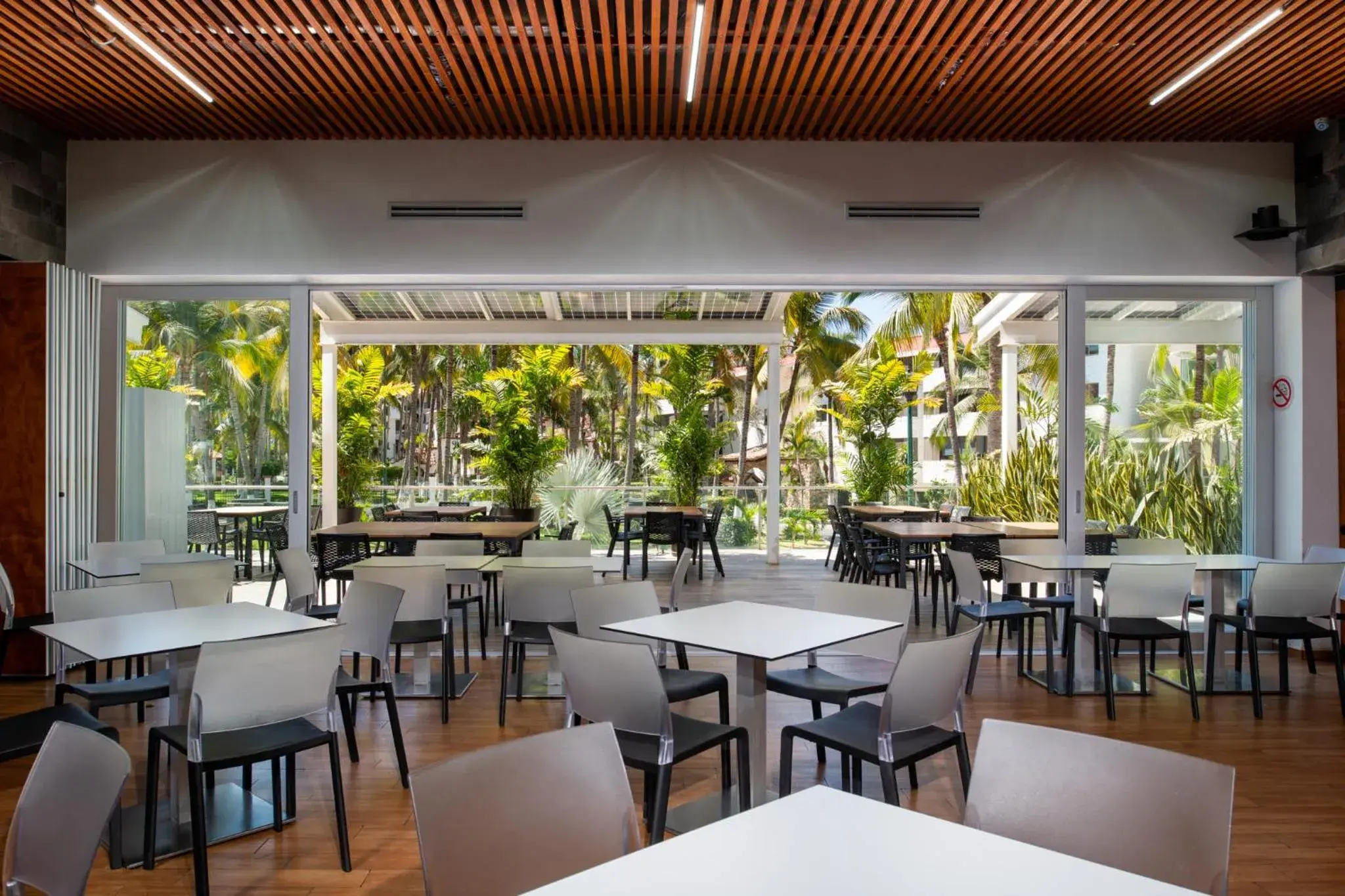 Restaurant/places to eat in Hotel Villa Varadero Restaurant/places to eat in Hotel Villa Varadero