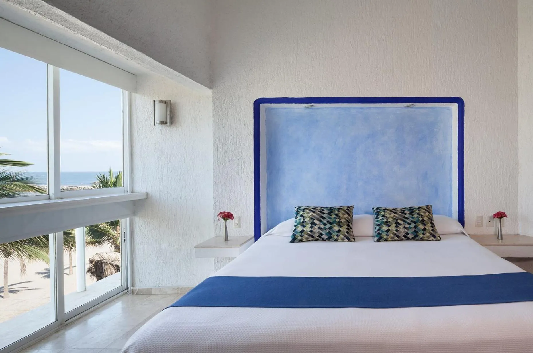 View (from property/room), Bed in Hotel Villa Varadero