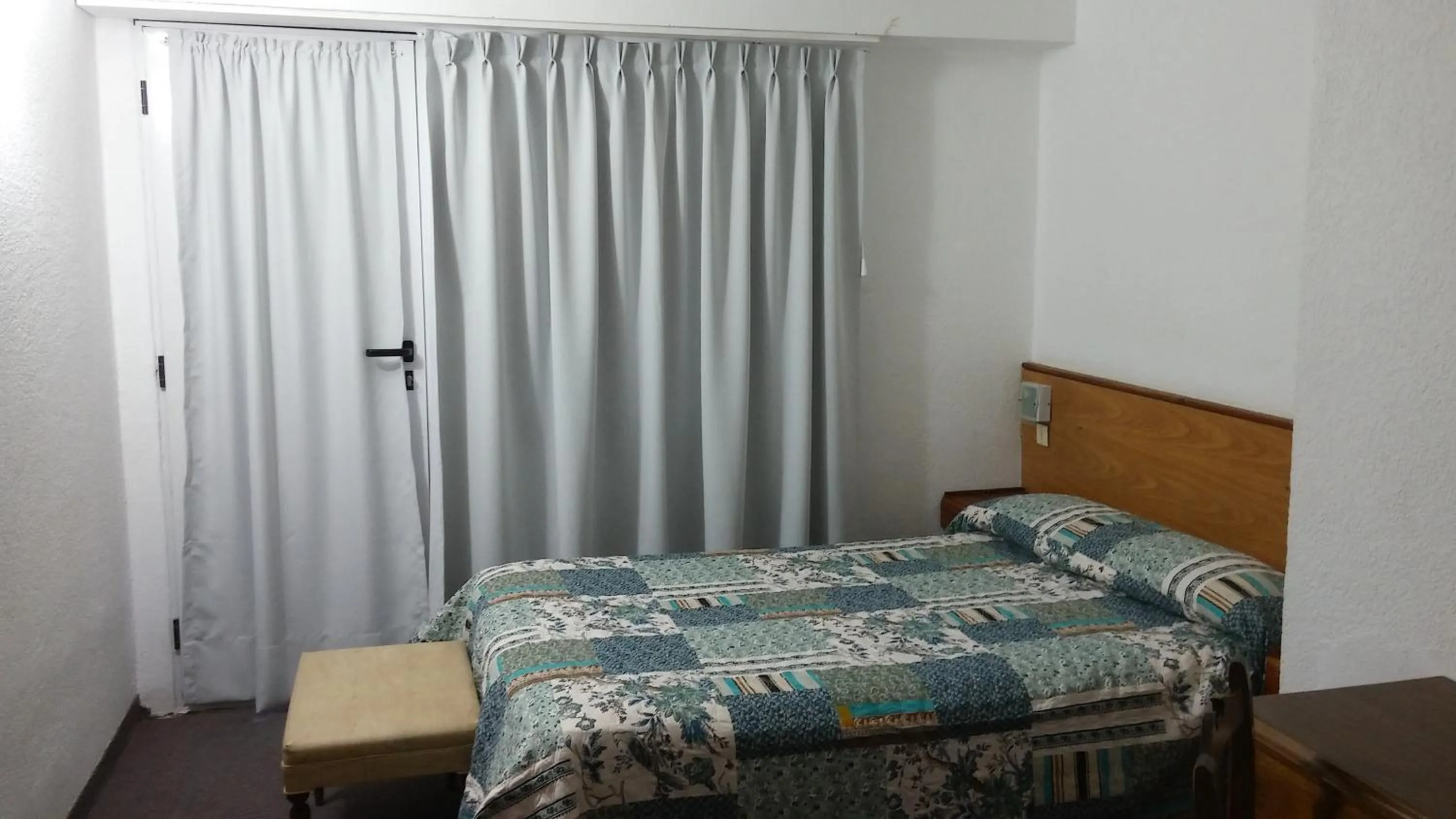 Photo of the whole room, Bed in Hotel Los Historicos