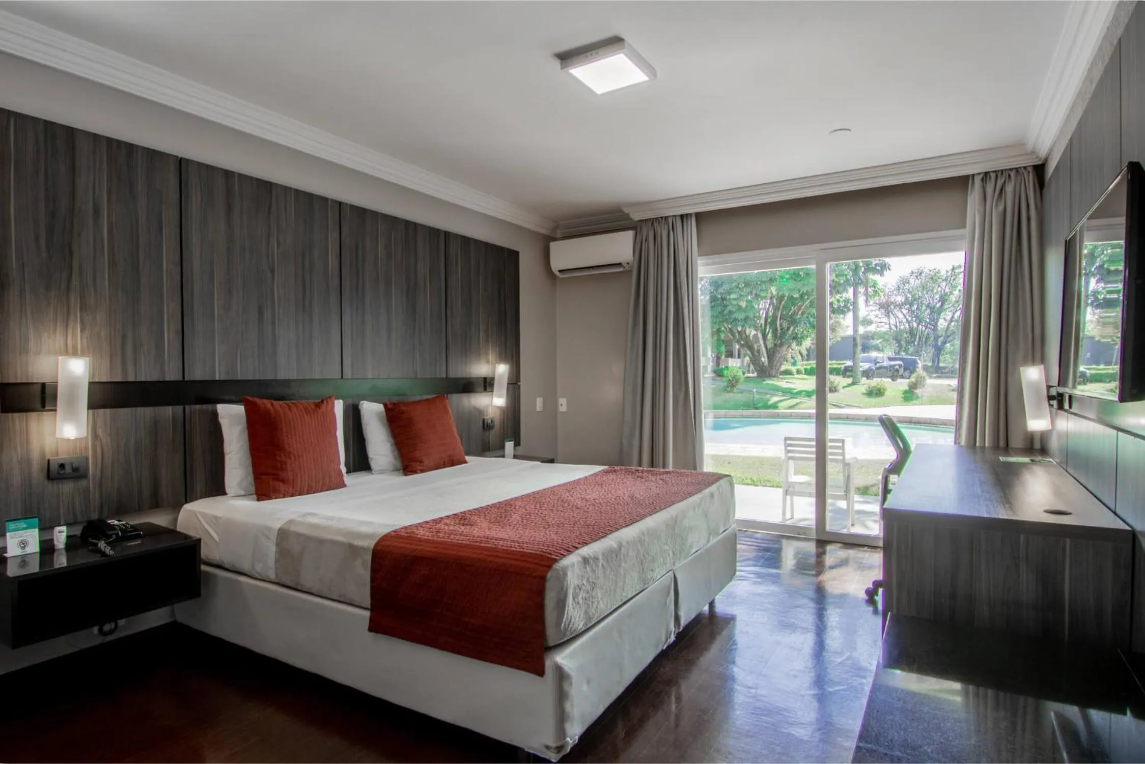 Bed in Hotel Deville Express Cascavel