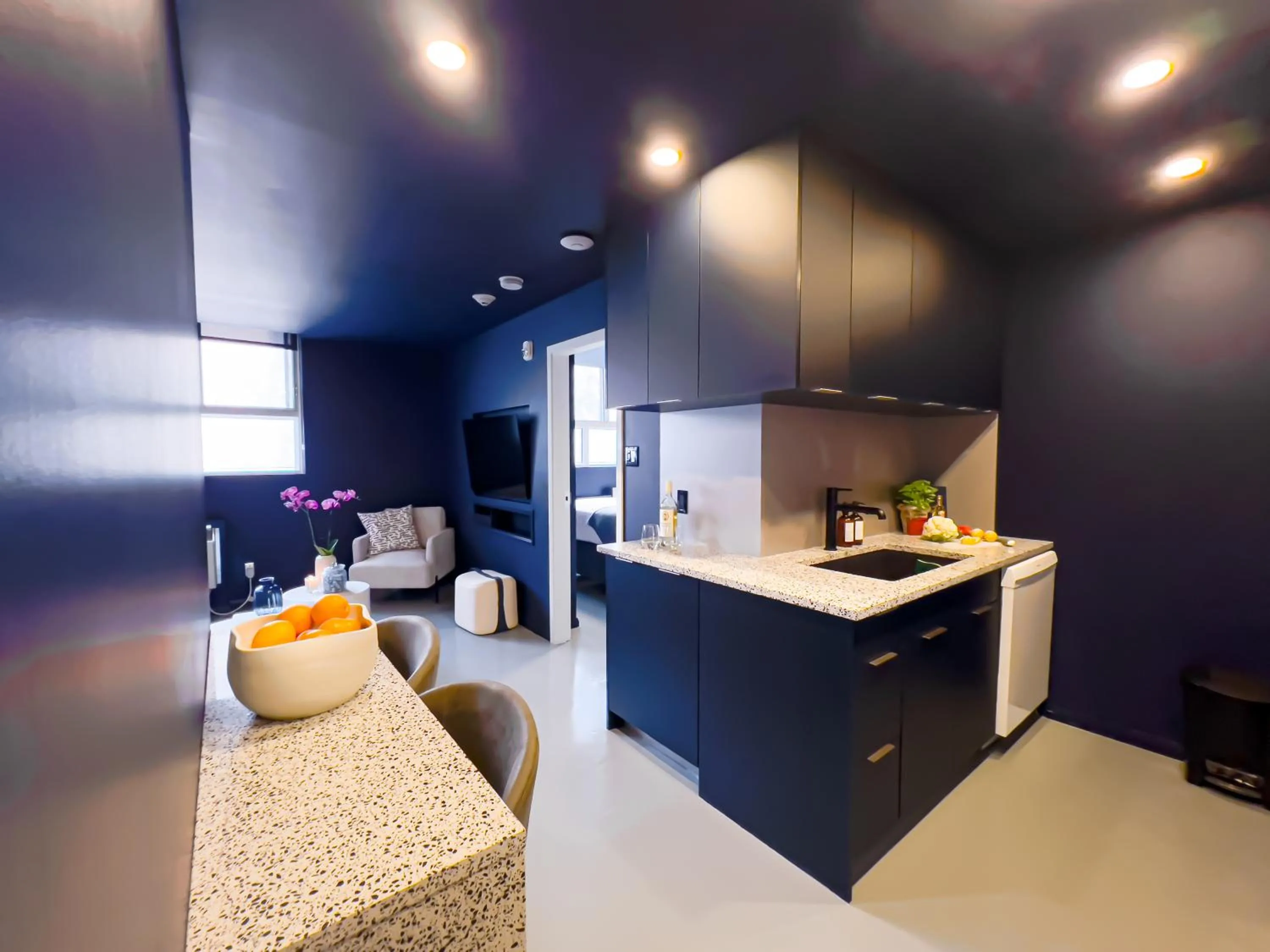 Dining area in Pierce Boutique Apartments by Simplissimmo