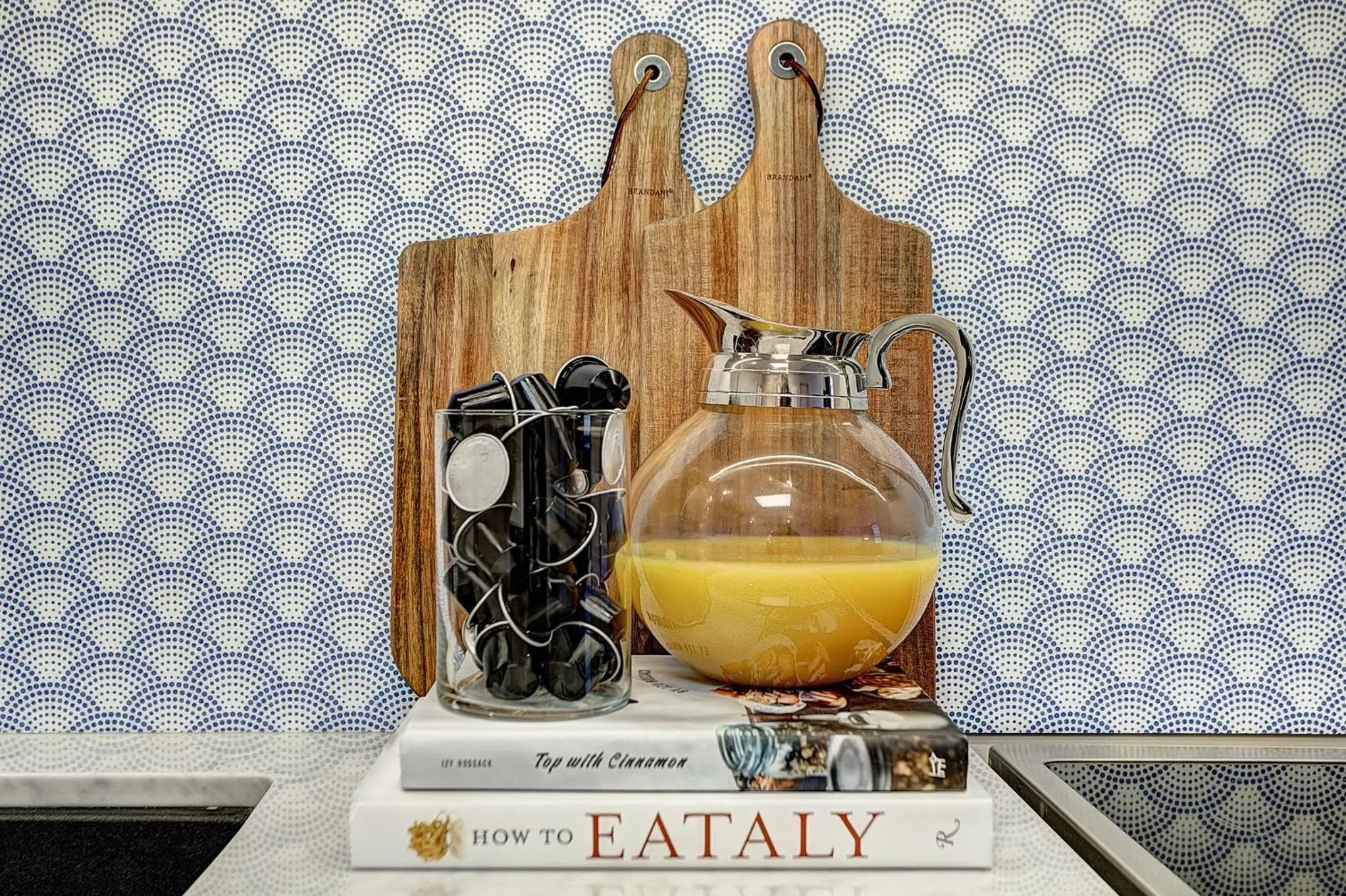 Kitchen or kitchenette in Pierce Boutique Apartments by Simplissimmo