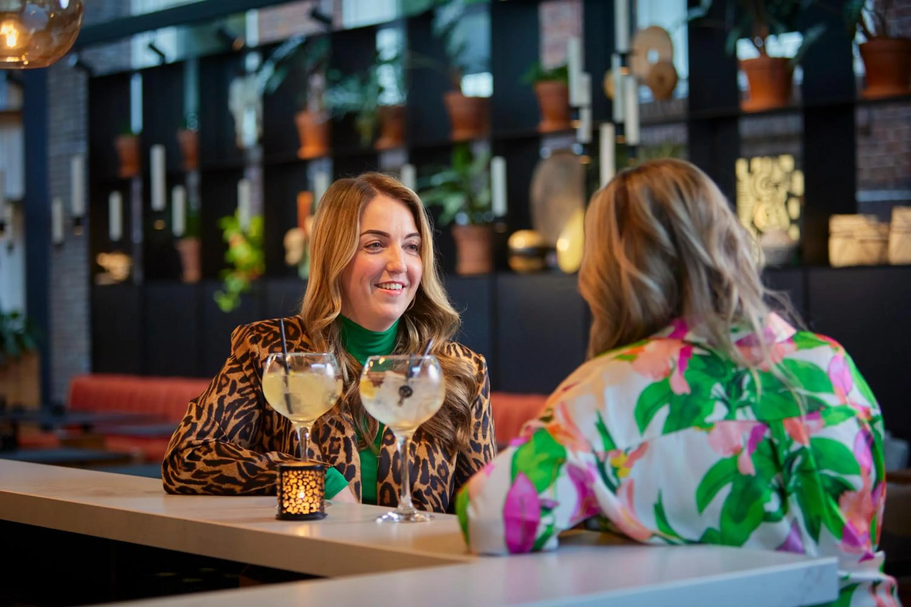 Lounge or bar in Hotel Kontakt der Kontinenten