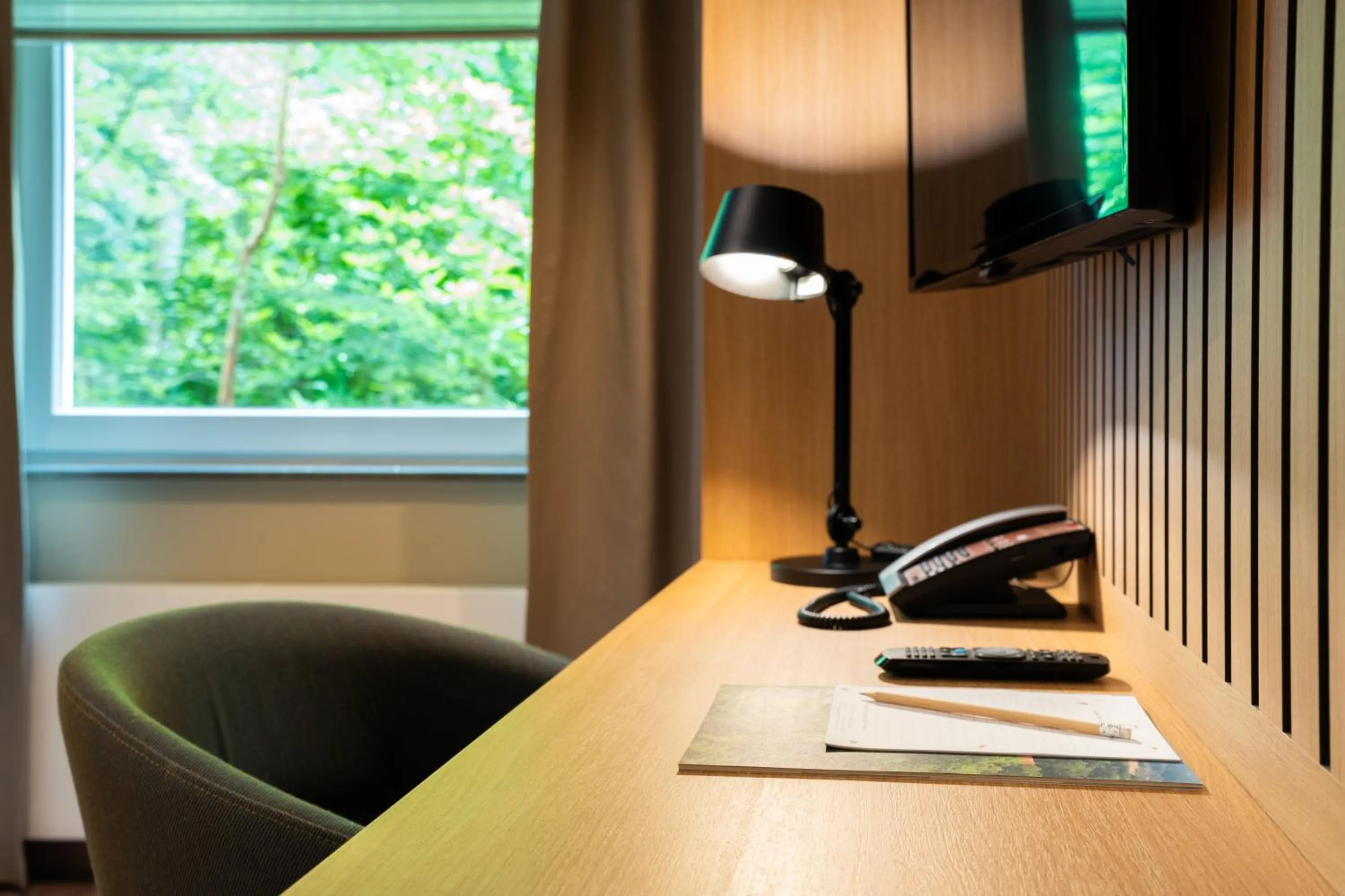 TV and multimedia in Hotel Kontakt der Kontinenten