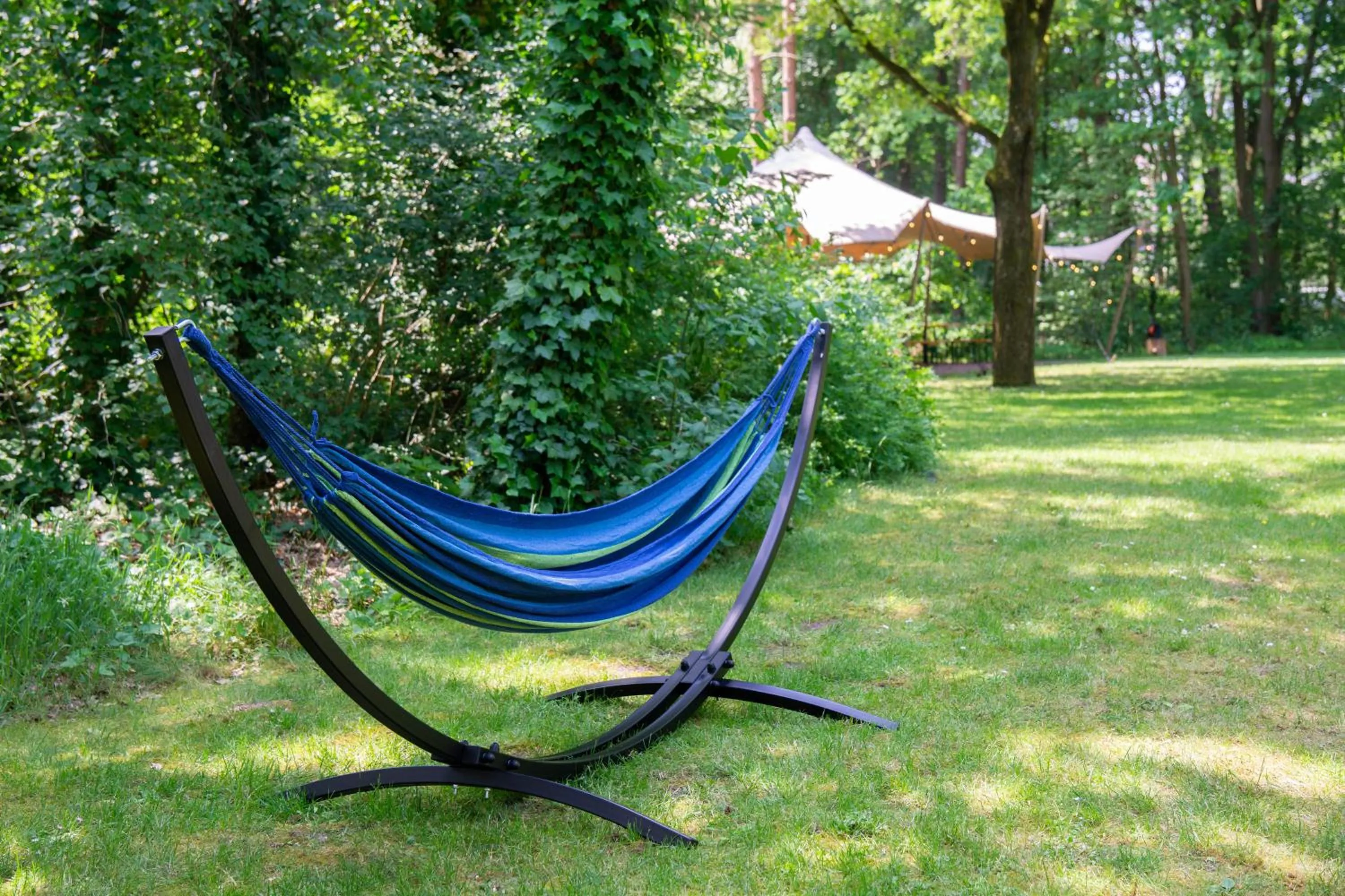 Garden in Hotel Kontakt der Kontinenten