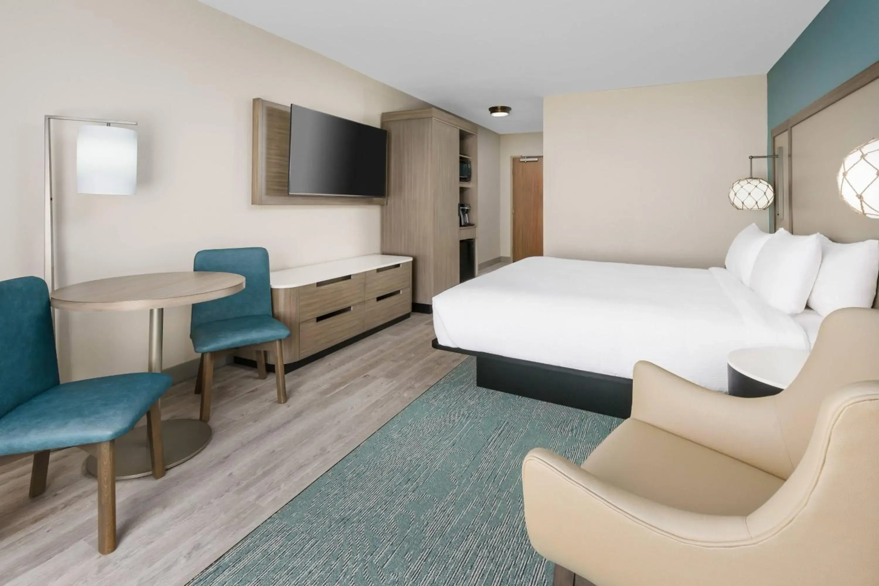 Standard King Room - Hearing Accessible in Fairfield by Marriott Inn & Suites Marathon Florida Keys Standard King Room - Hearing Accessible in Fairfield by Marriott Inn & Suites Marathon Florida Keys