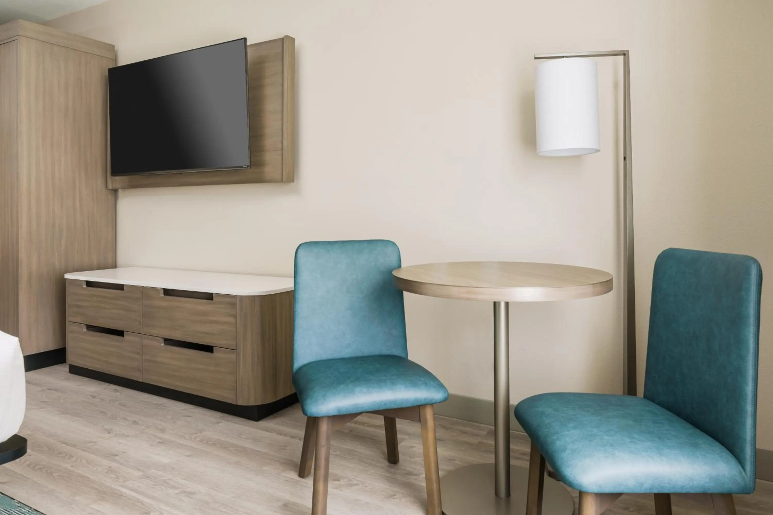 TV and multimedia in Fairfield by Marriott Inn & Suites Marathon Florida Keys