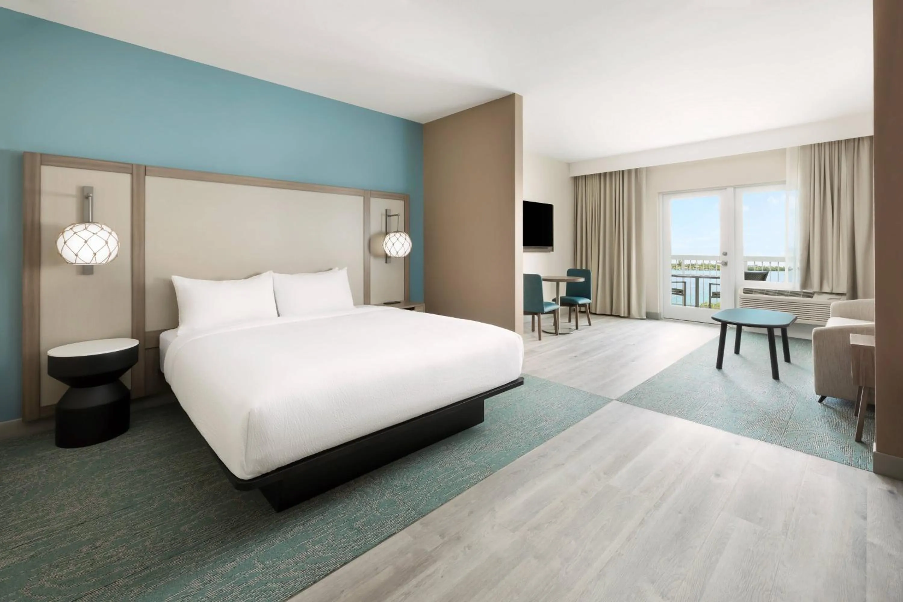 Bedroom, Bed in Fairfield by Marriott Inn & Suites Marathon Florida Keys