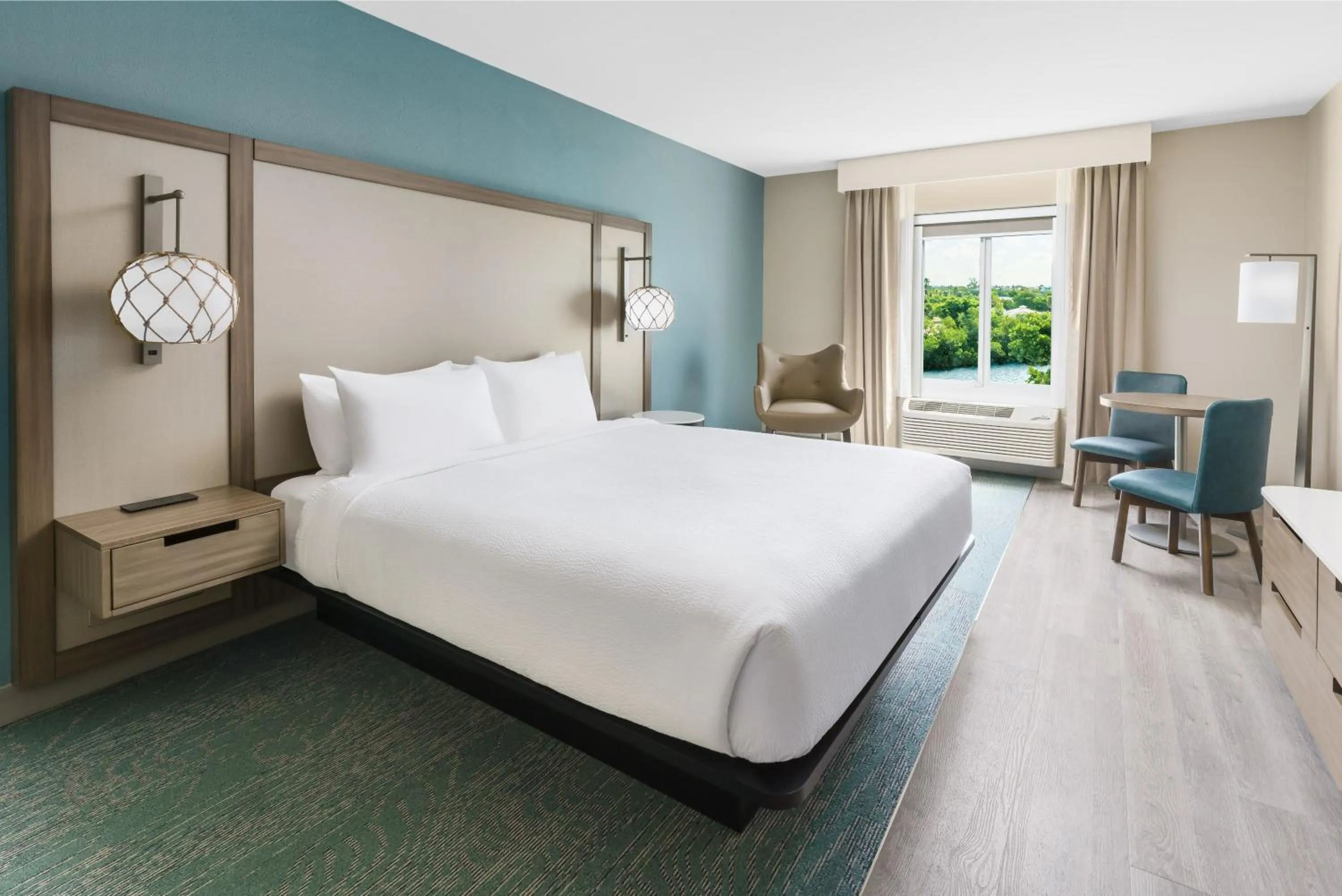 Bed in Fairfield by Marriott Inn & Suites Marathon Florida Keys