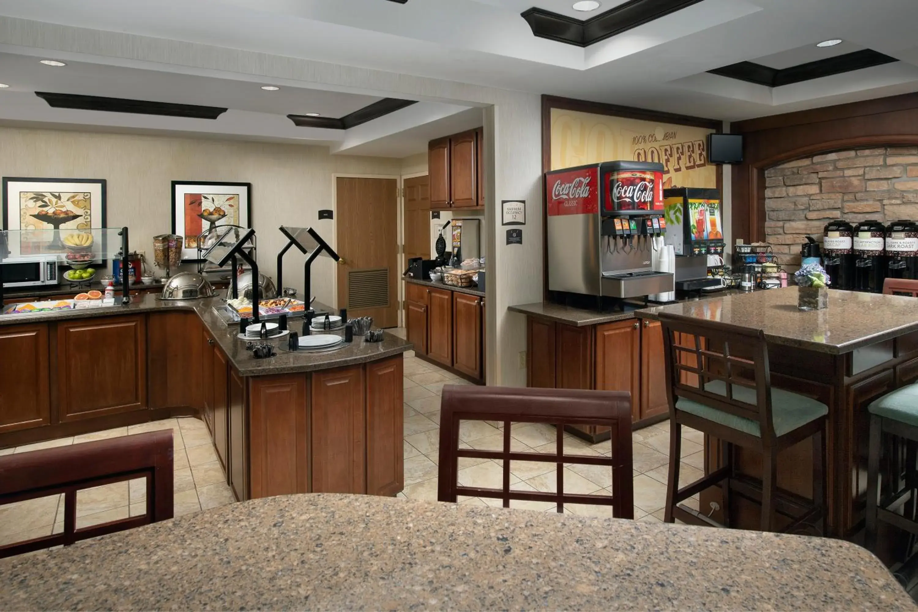 Breakfast in Staybridge Suites North Brunswick by IHG Breakfast in Staybridge Suites North Brunswick by IHG