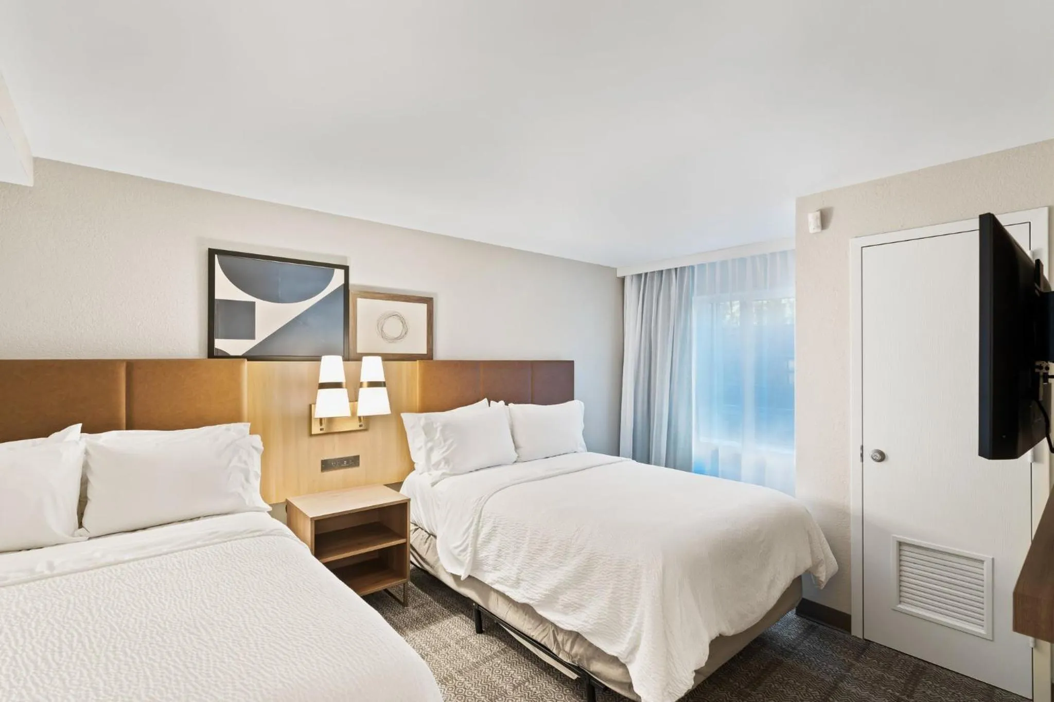 Photo of the whole room, Bed in Staybridge Suites North Brunswick by IHG
