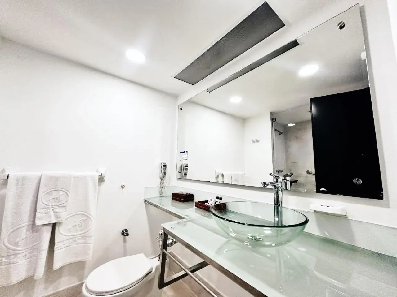 Bathroom in Hotel Tonchalá Bathroom in Hotel Tonchalá