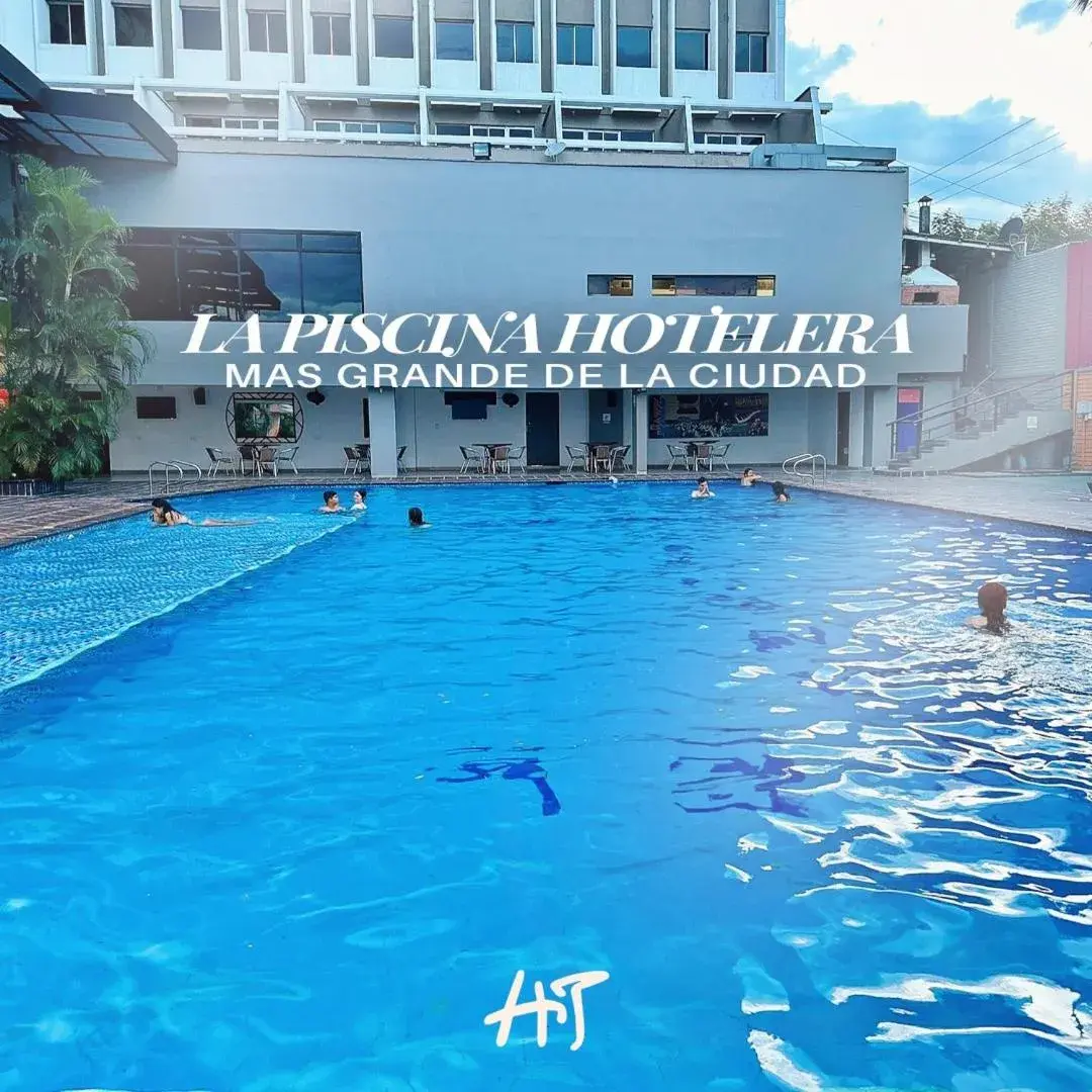 Swimming pool in Hotel Tonchalá Swimming pool in Hotel Tonchalá