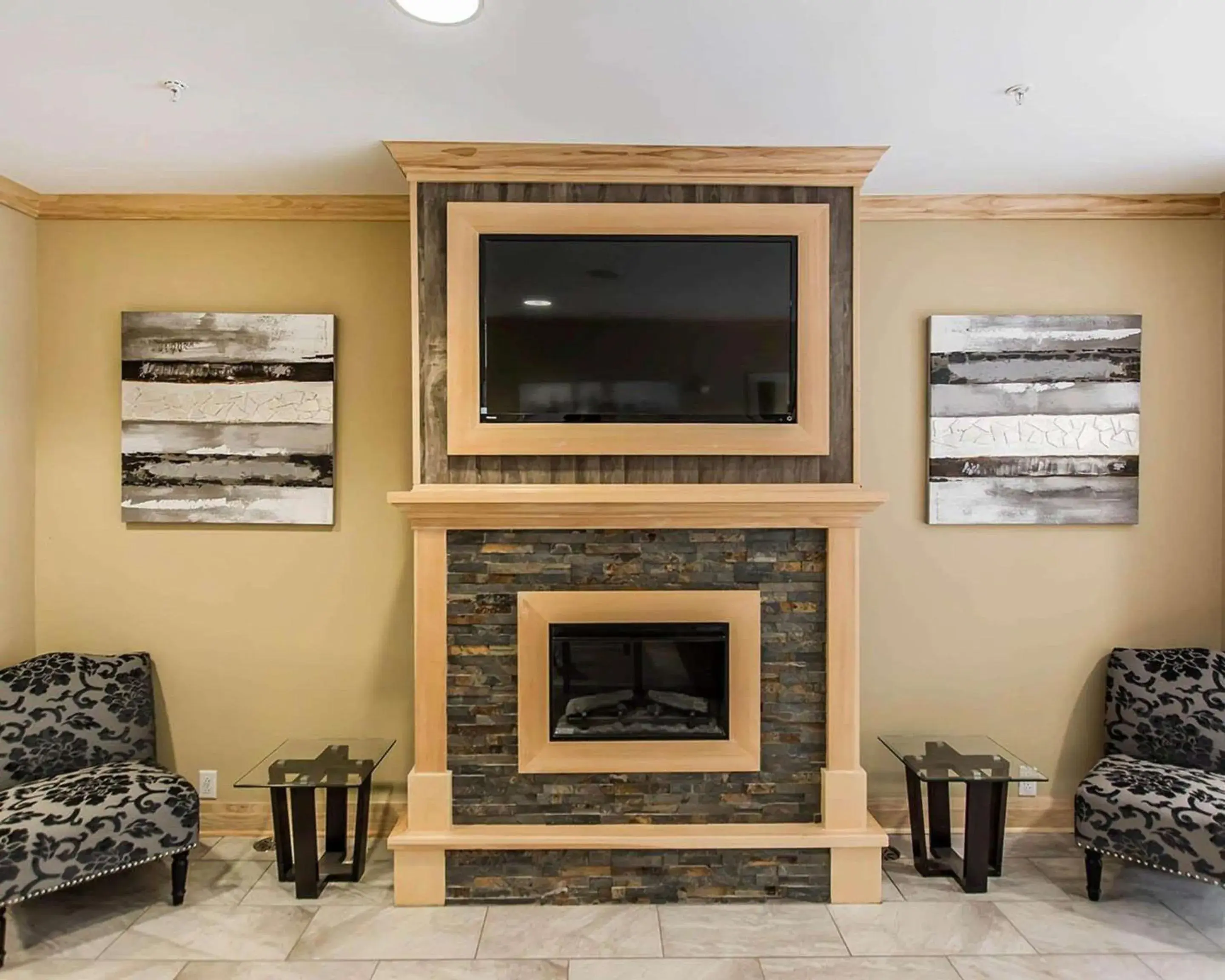 Lobby or reception in Quality Inn Lobby or reception in Quality Inn