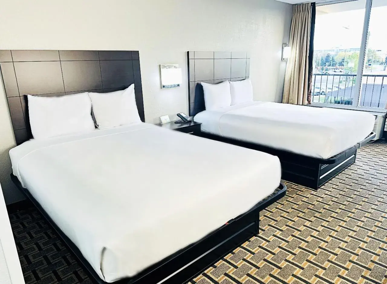 Bed in Fiddlers Inn Opryland Bed in Fiddlers Inn Opryland