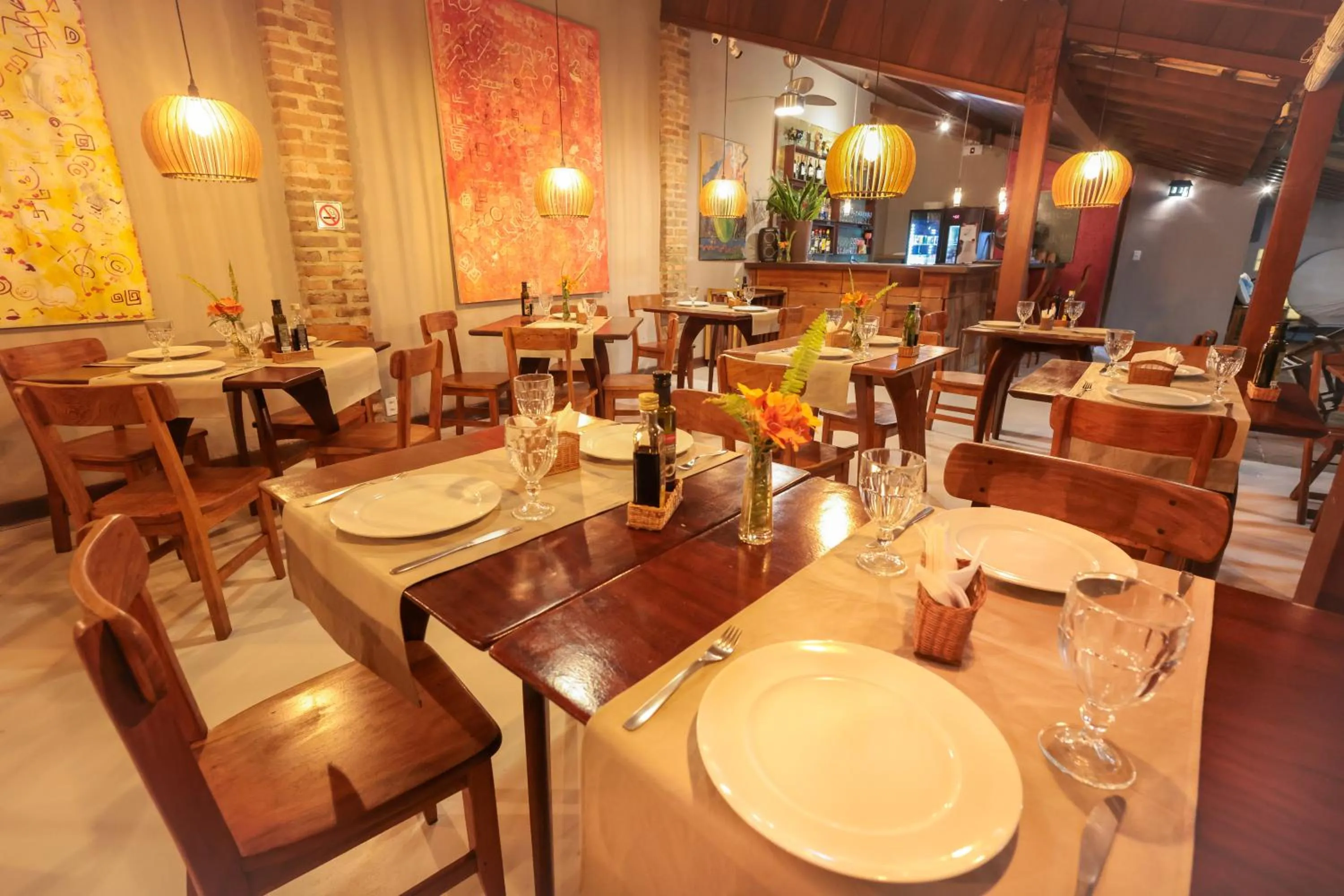 Restaurant/places to eat in Hotel Pousada Coqueiros