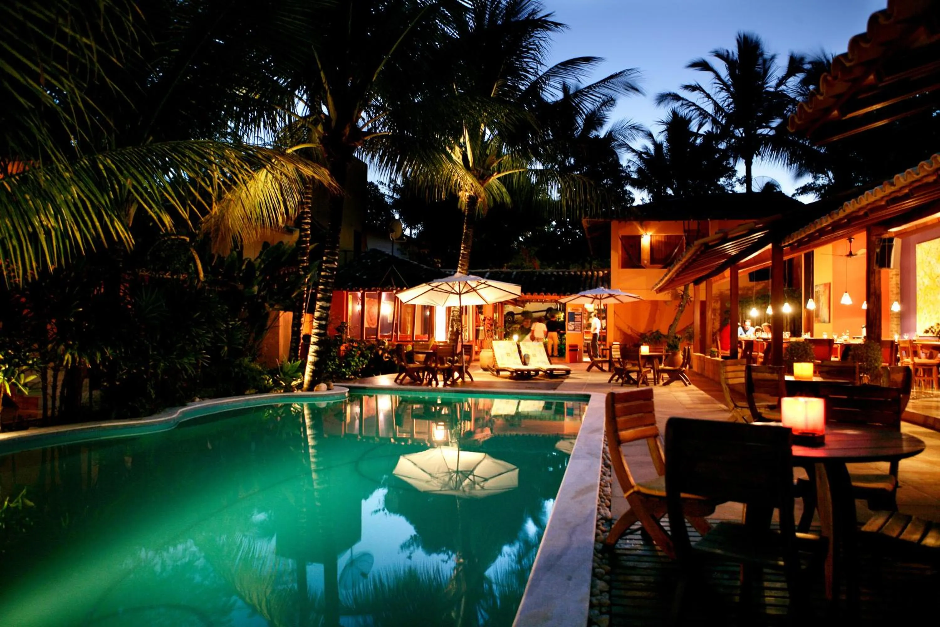 Swimming pool in Hotel Pousada Coqueiros