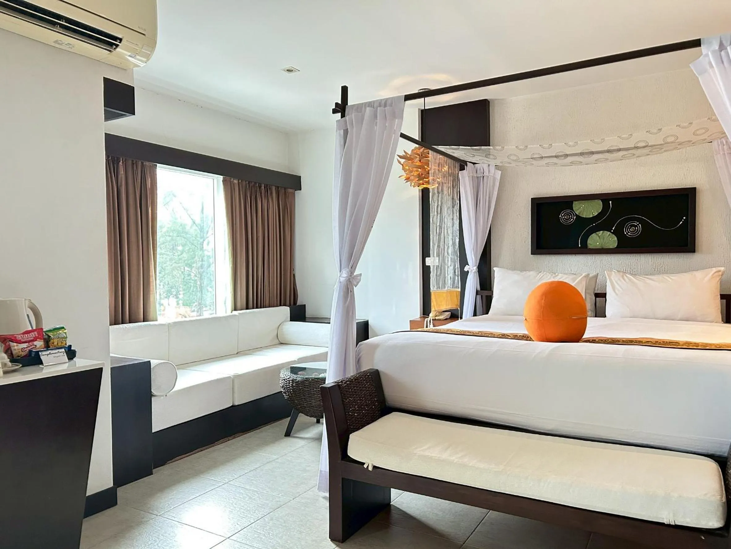 Bed in Benyada Lodge - Surin Beach