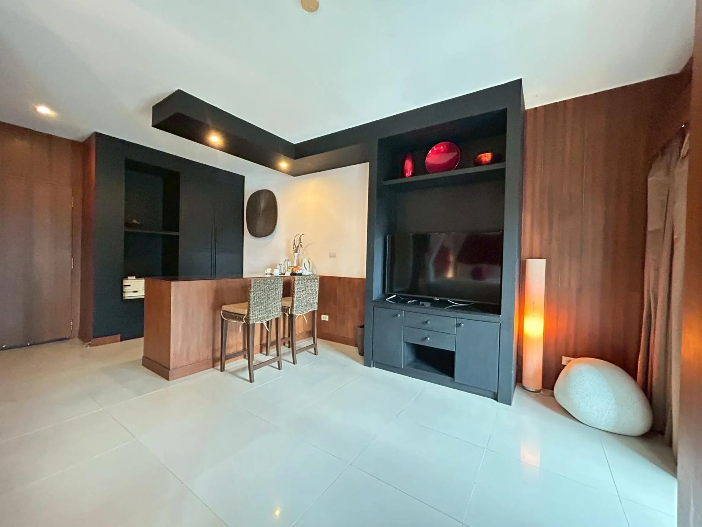 TV and multimedia, Bed in Benyada Lodge - Surin Beach