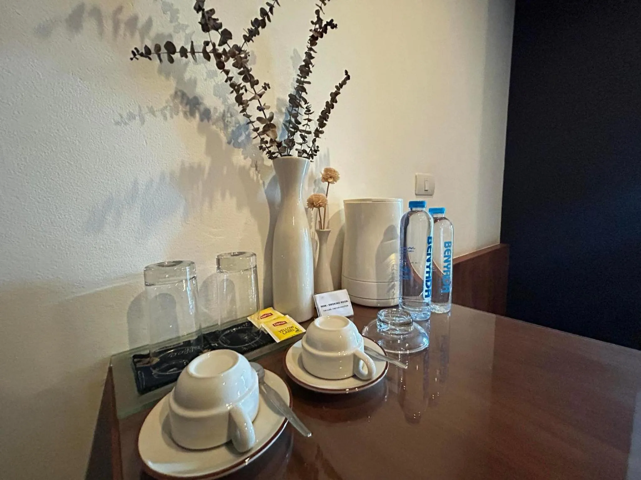 Coffee/tea facilities in Benyada Lodge - Surin Beach