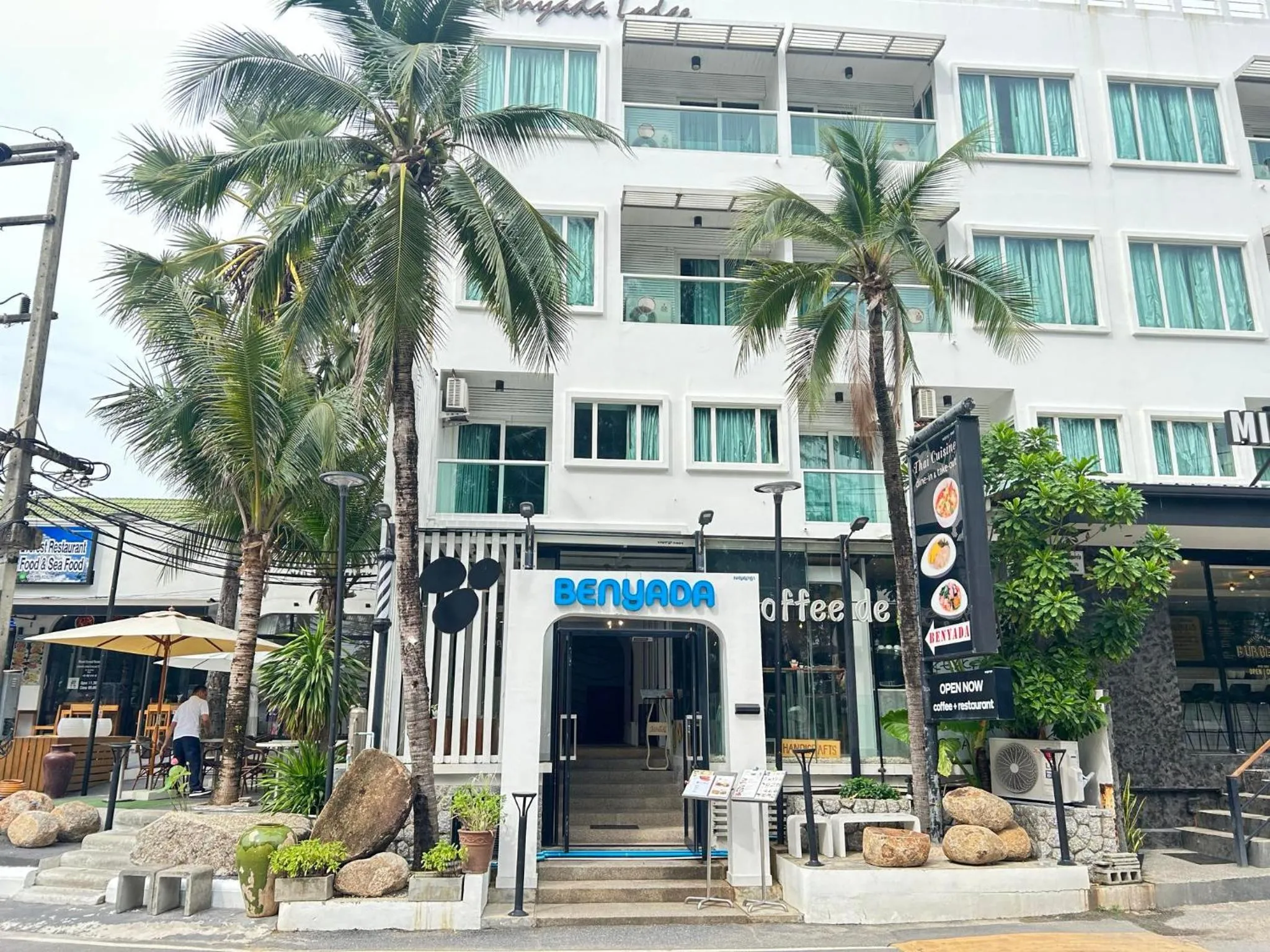 Property building in Benyada Lodge - Surin Beach