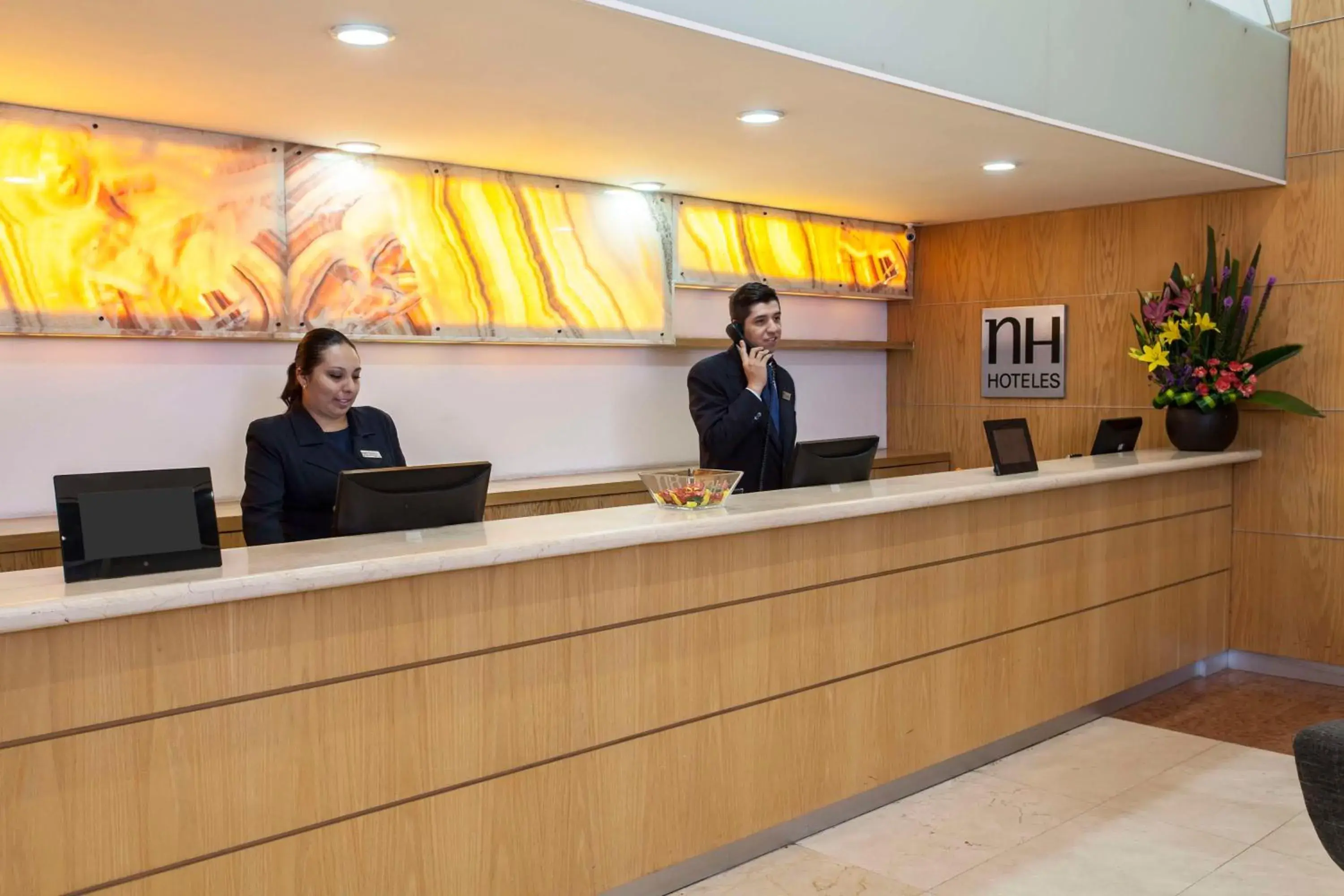 Lobby or reception in NH Queretaro Lobby or reception in NH Queretaro