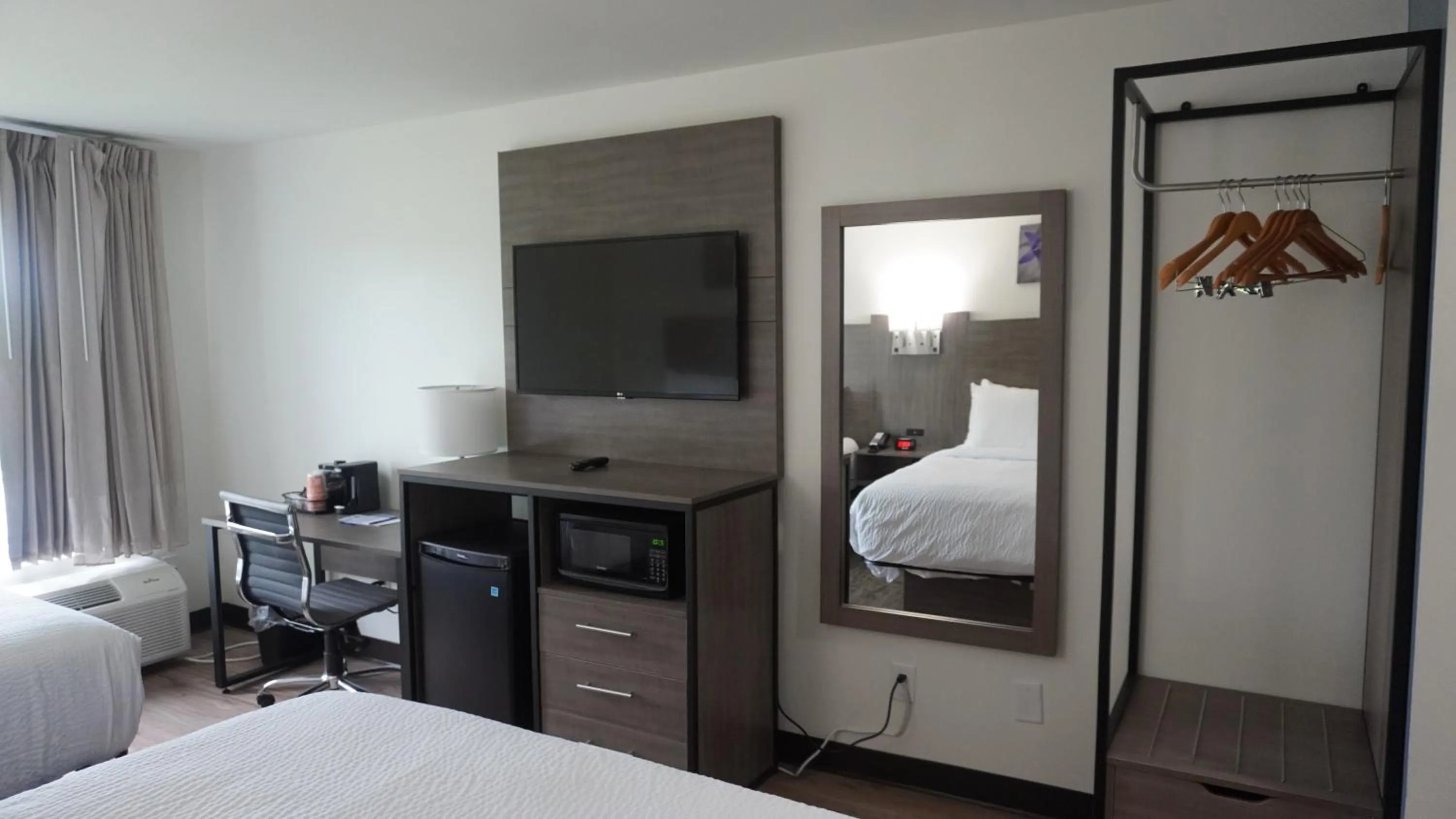 Bed in Sleep Inn Franklin - Cool Springs