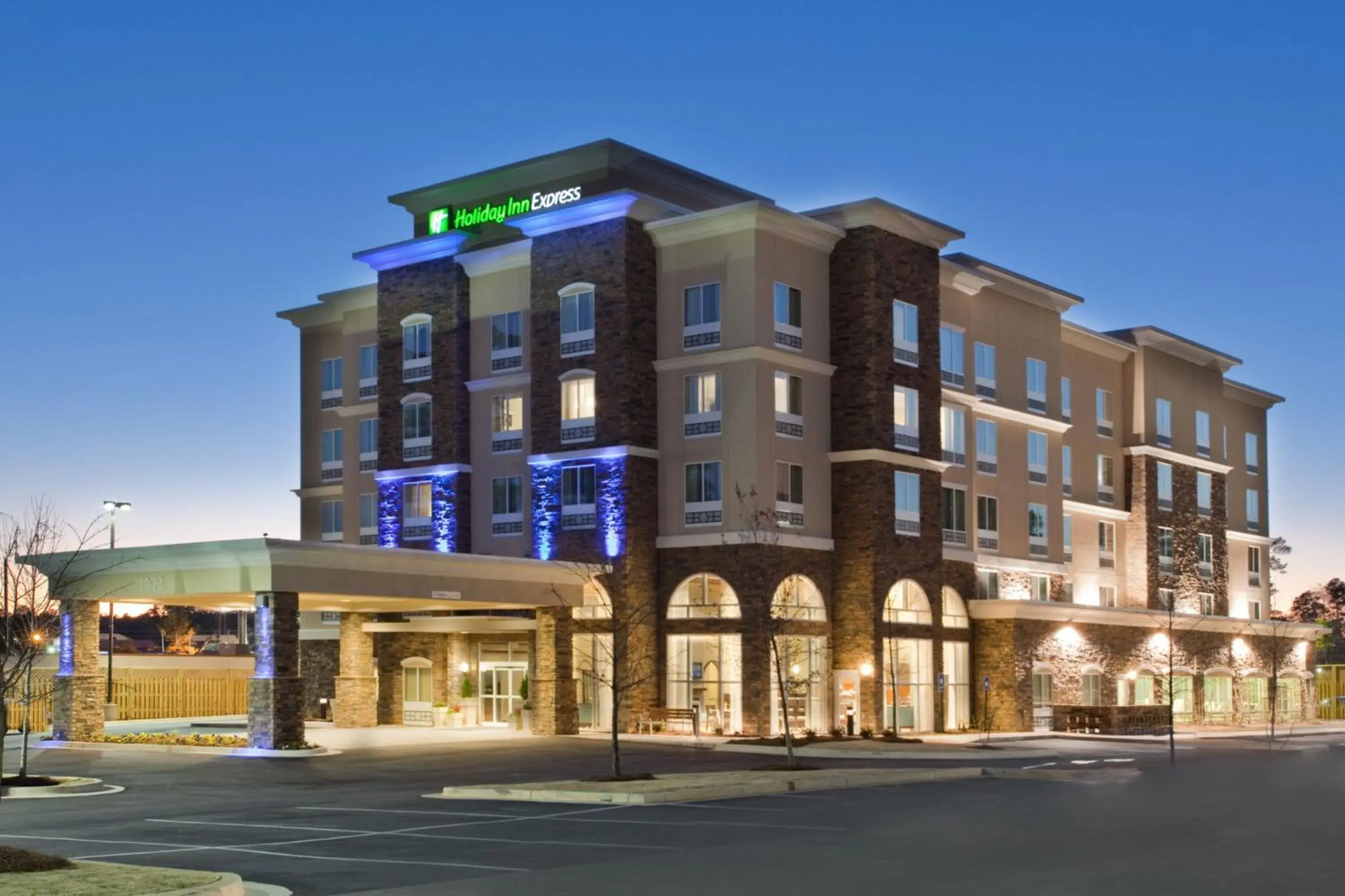 Property building in Holiday Inn Express Augusta North by IHG Property building in Holiday Inn Express Augusta North by IHG