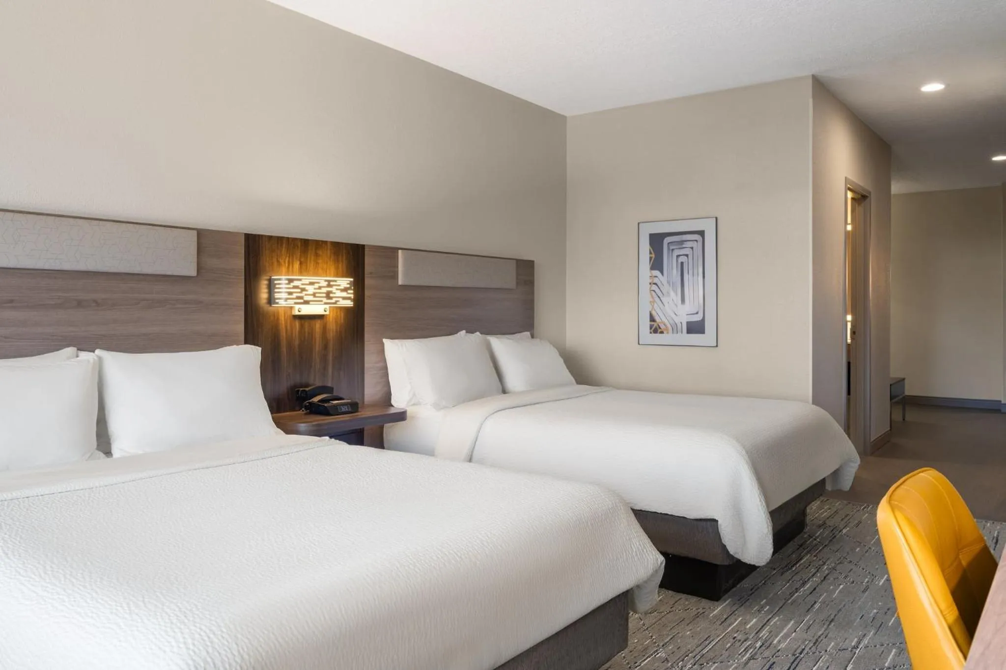 Photo of the whole room, Bed in Holiday Inn Express & Suites American Fork - North Provo by IHG