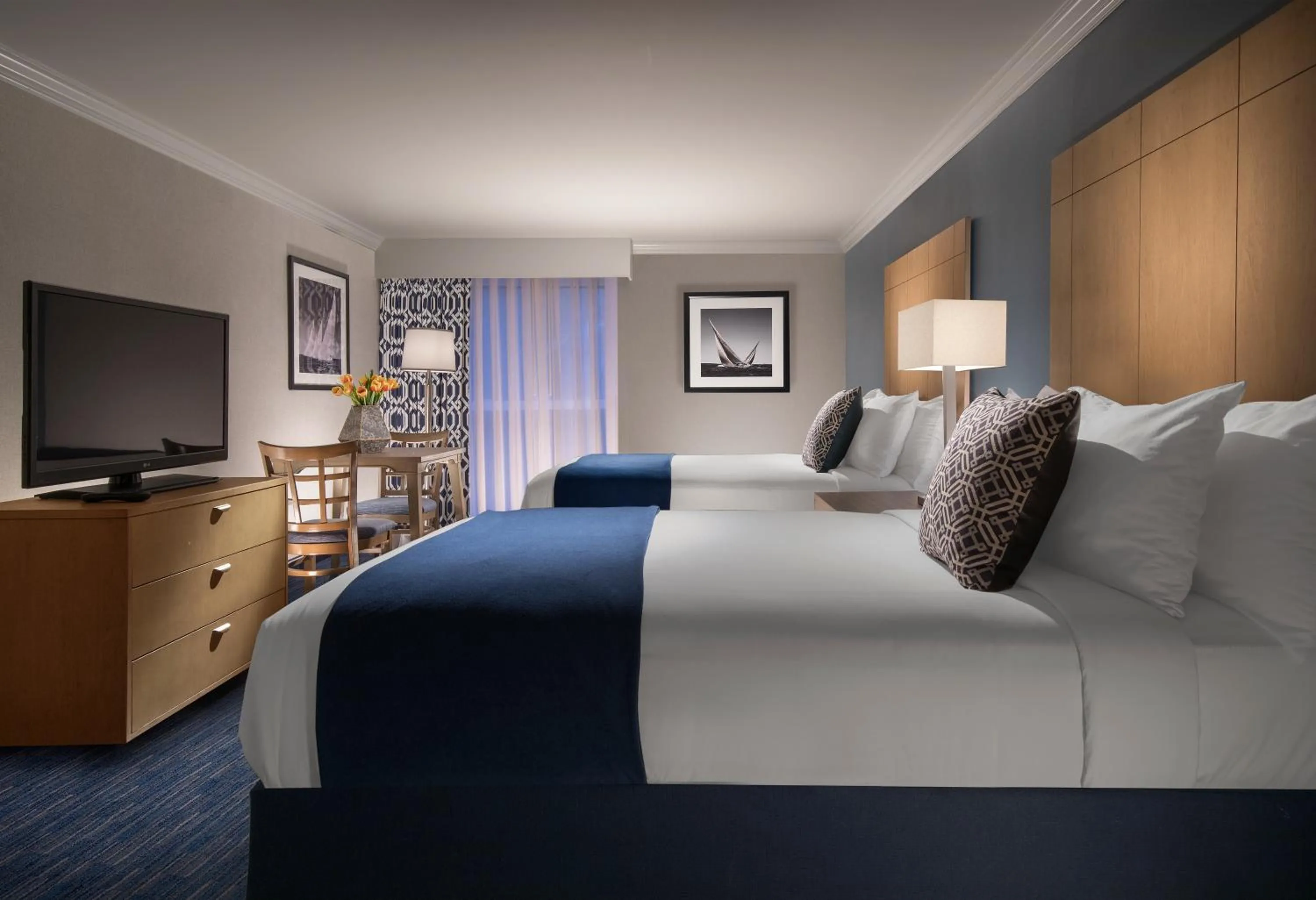 Bed in Nantasket Beach Resort