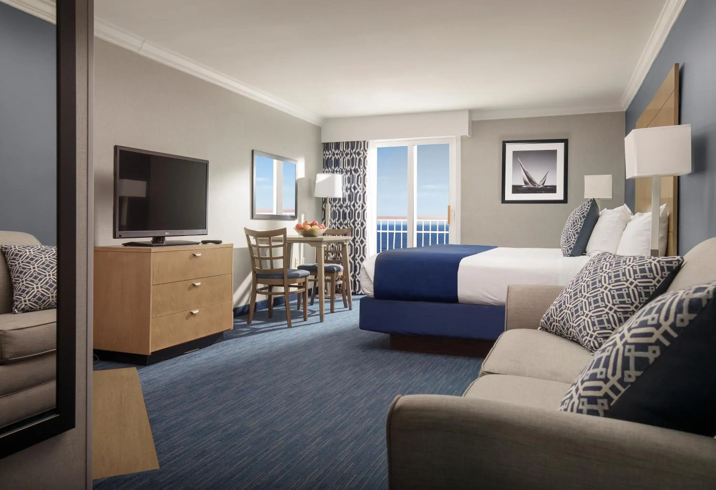 Bed in Nantasket Beach Resort Bed in Nantasket Beach Resort