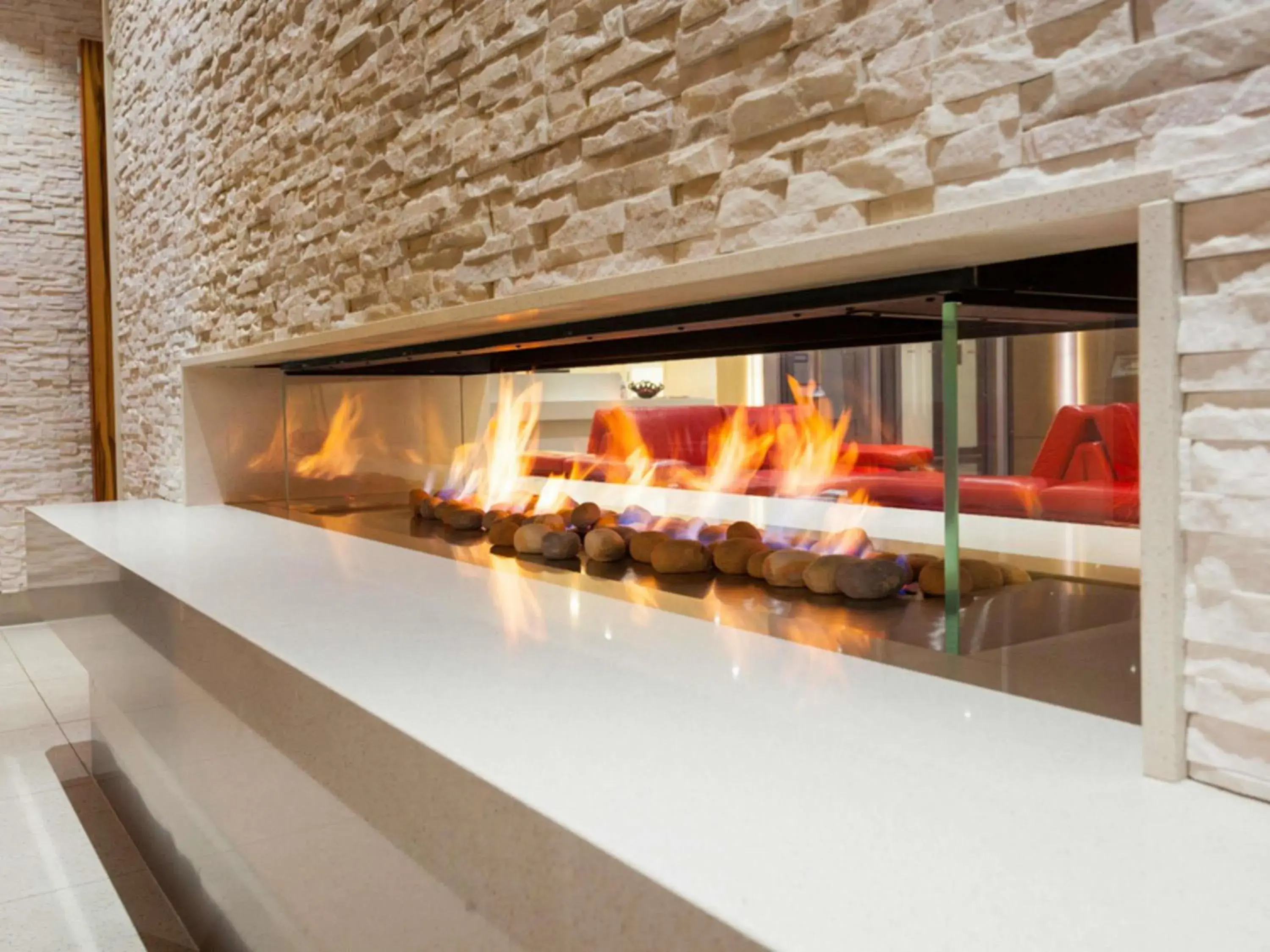 Restaurant/places to eat in Mantra Charles Hotel Restaurant/places to eat in Mantra Charles Hotel