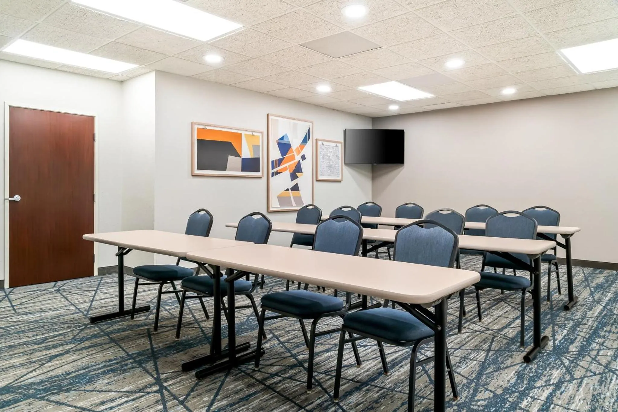 Meeting/conference room in Holiday Inn Express Lapeer by IHG