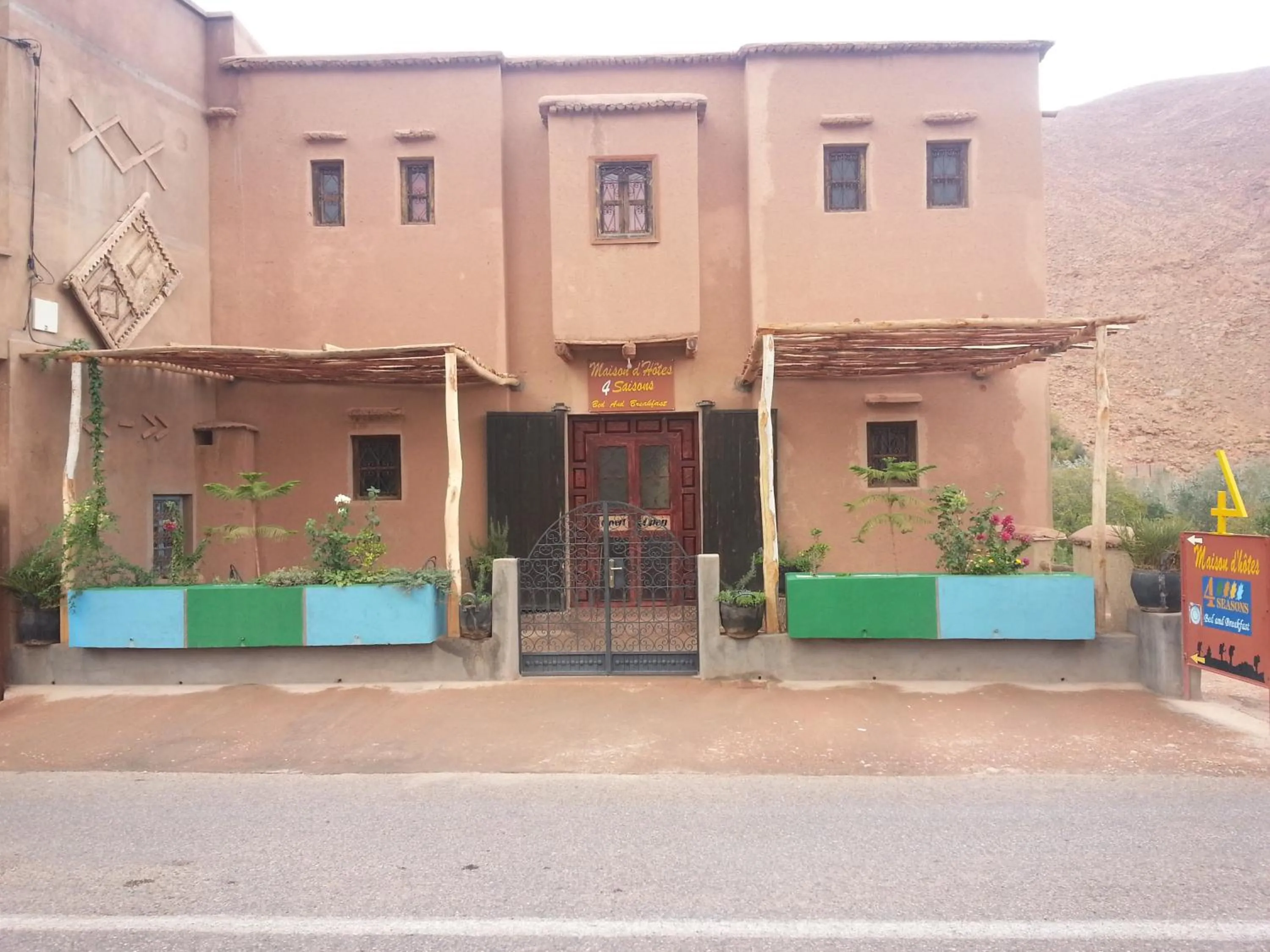 Property building in Les 4 Saisons Du Dades