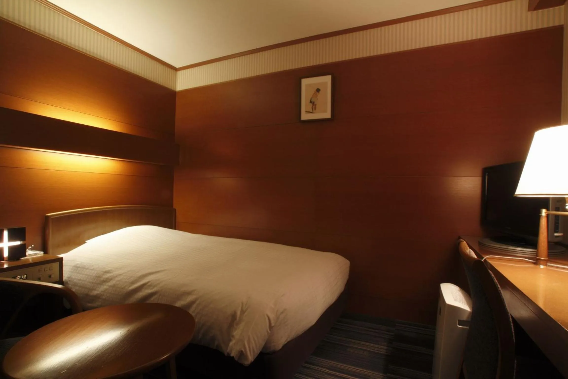 Photo of the whole room, Bed in Daiichi Inn Park