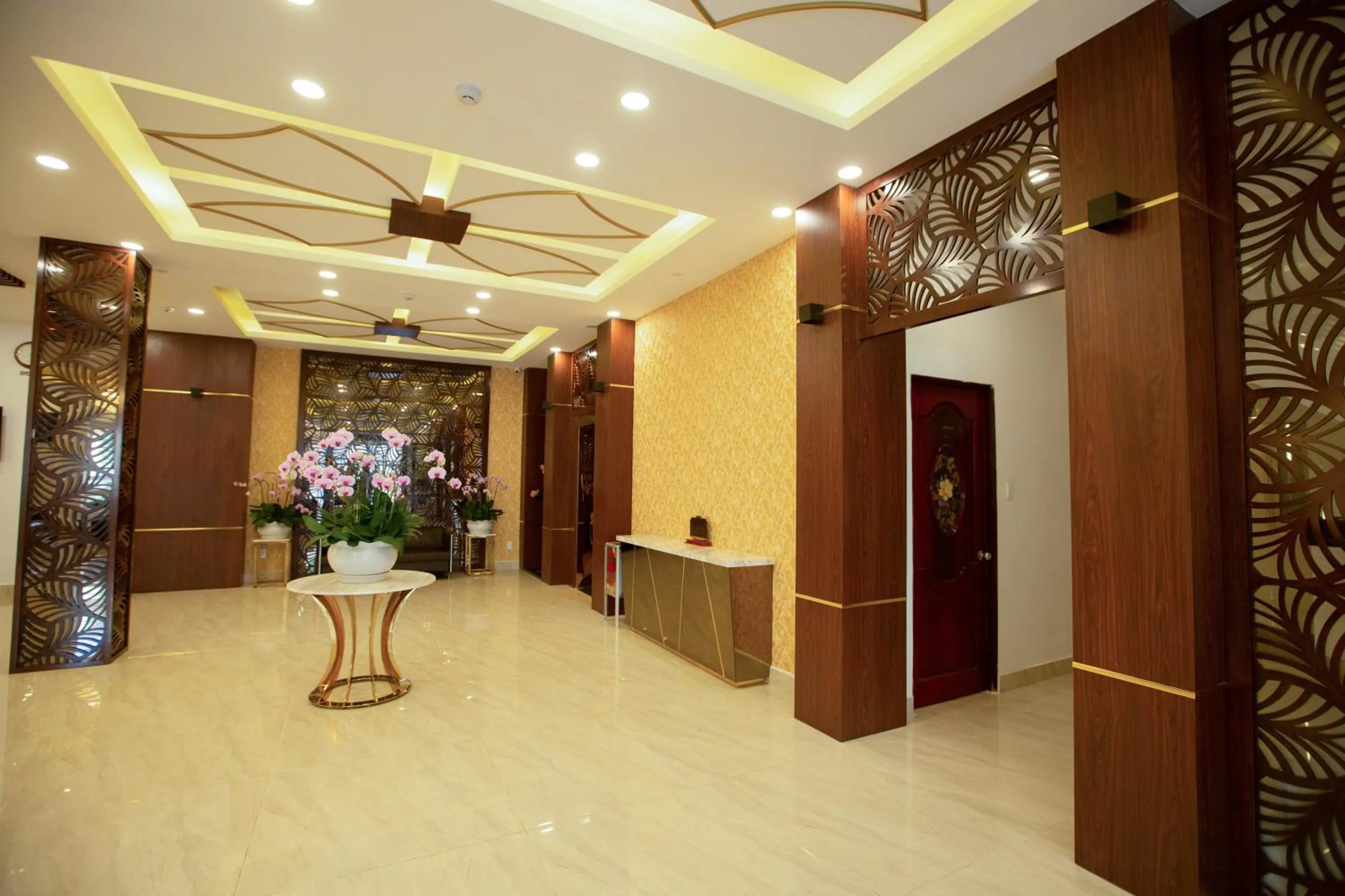 Lobby or reception in Dragon King 1 Hotel