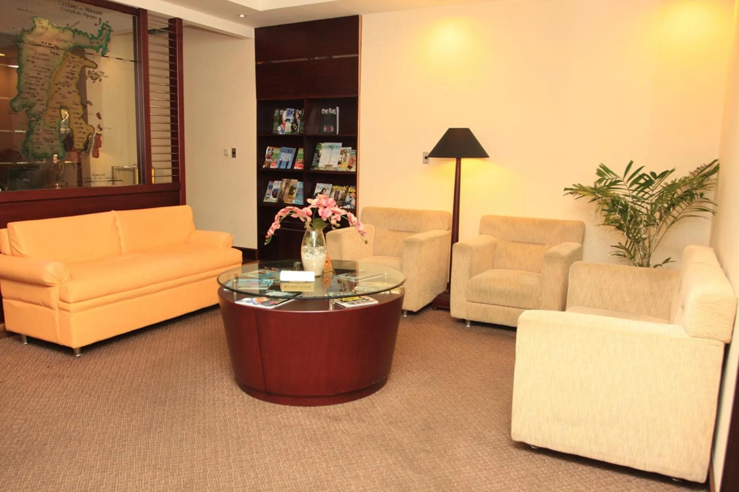 Living room in Hotel Gran Puri Manado