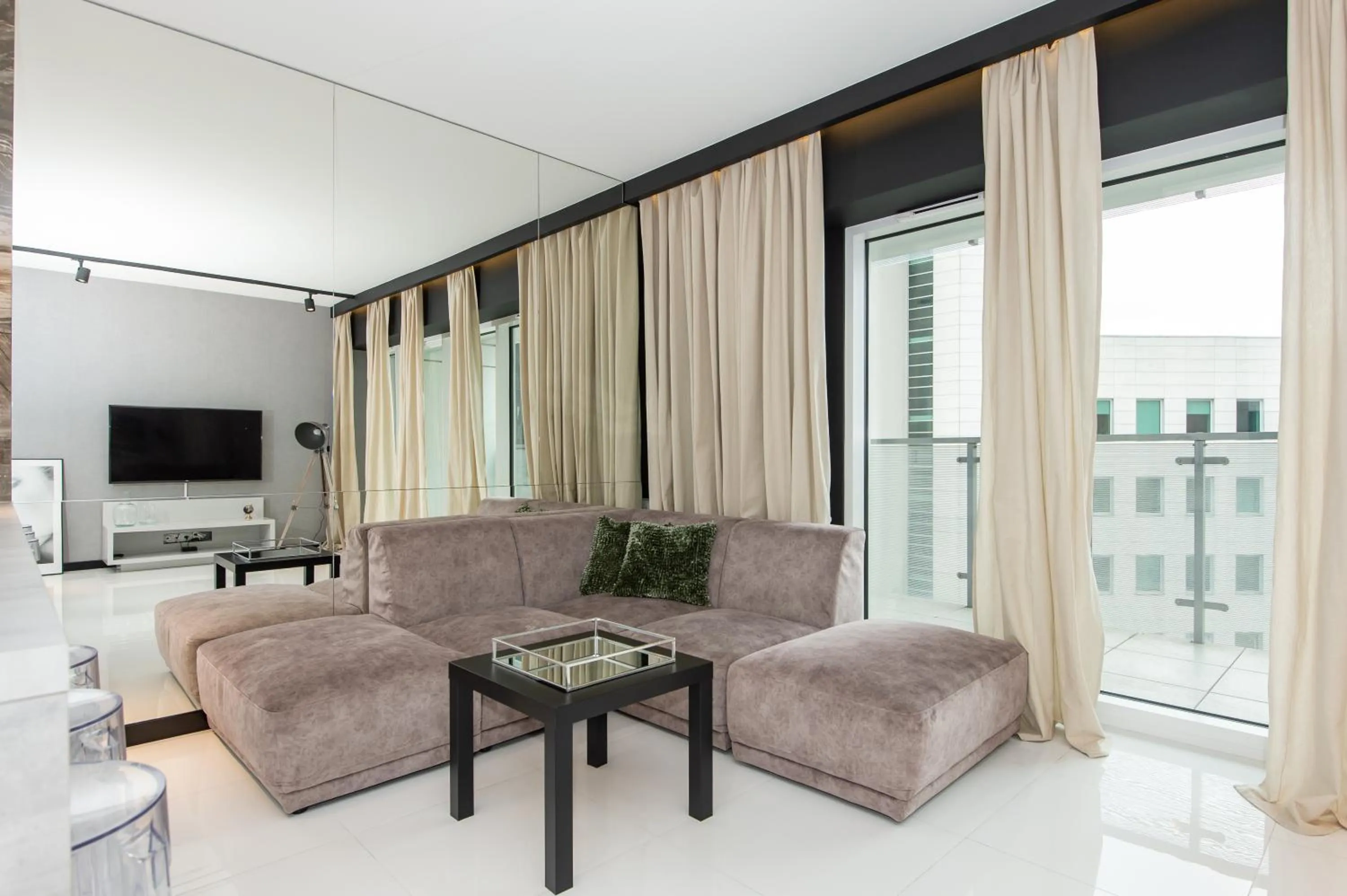 Super-Apartamenty International Fair