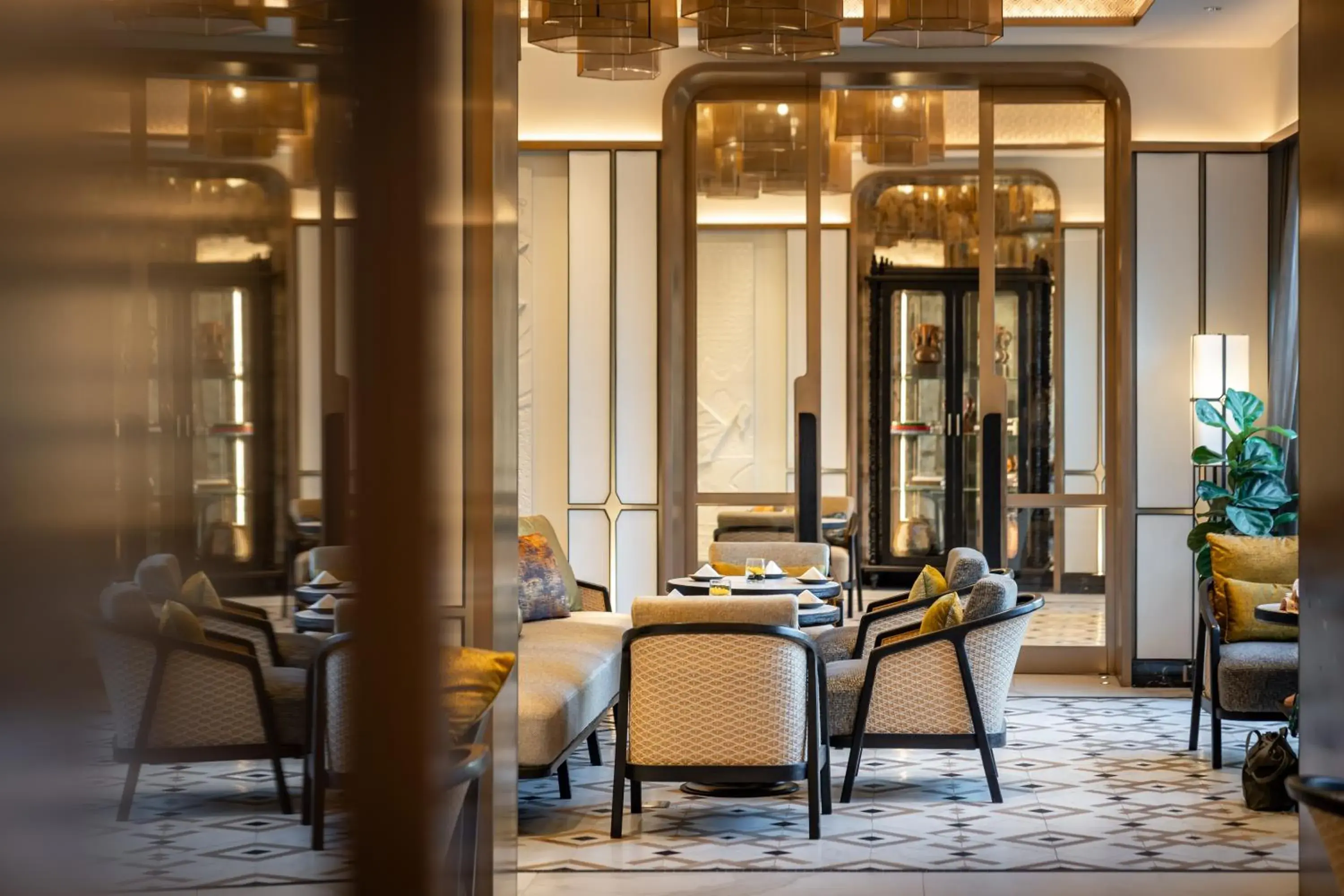 Lounge or bar in InterContinental Chiang Mai The Mae Ping by IHG Lounge or bar in InterContinental Chiang Mai The Mae Ping by IHG