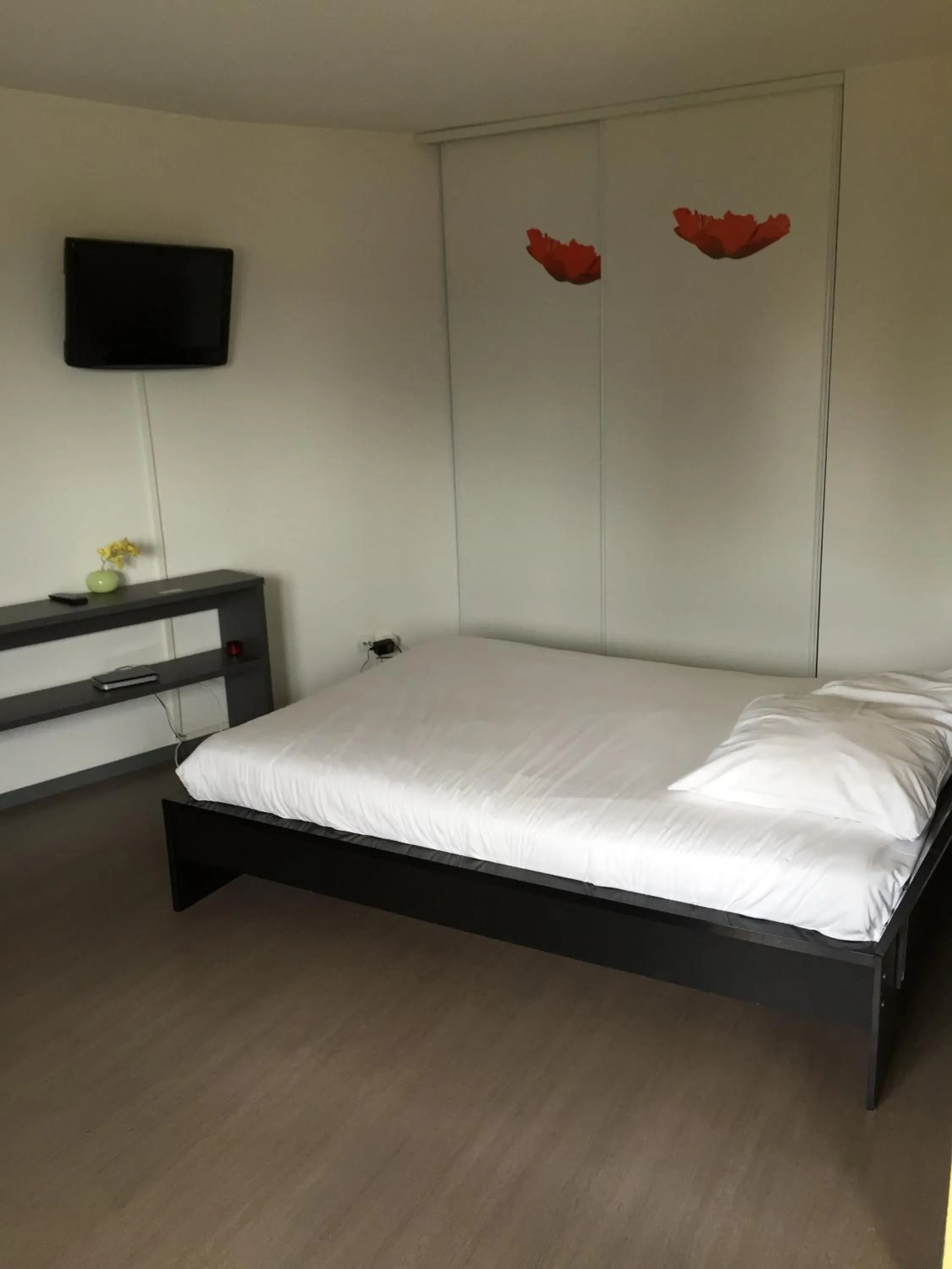 Photo of the whole room in La Résidence Amal